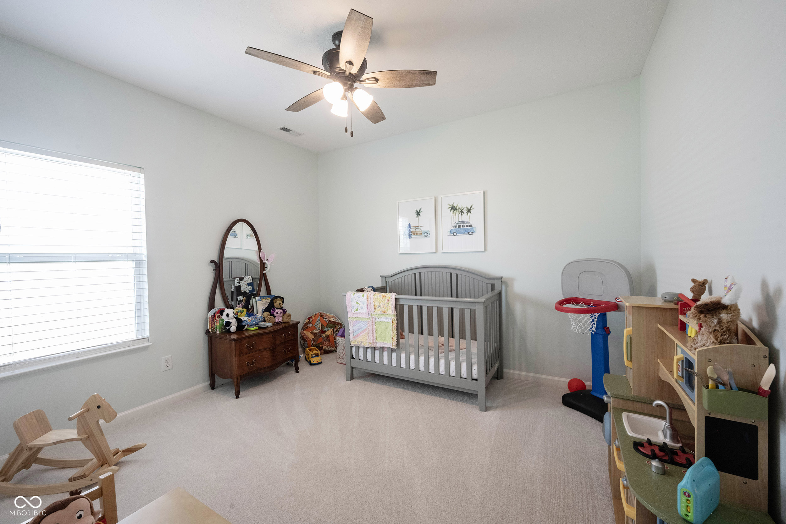 6125 N Cedarwood Drive