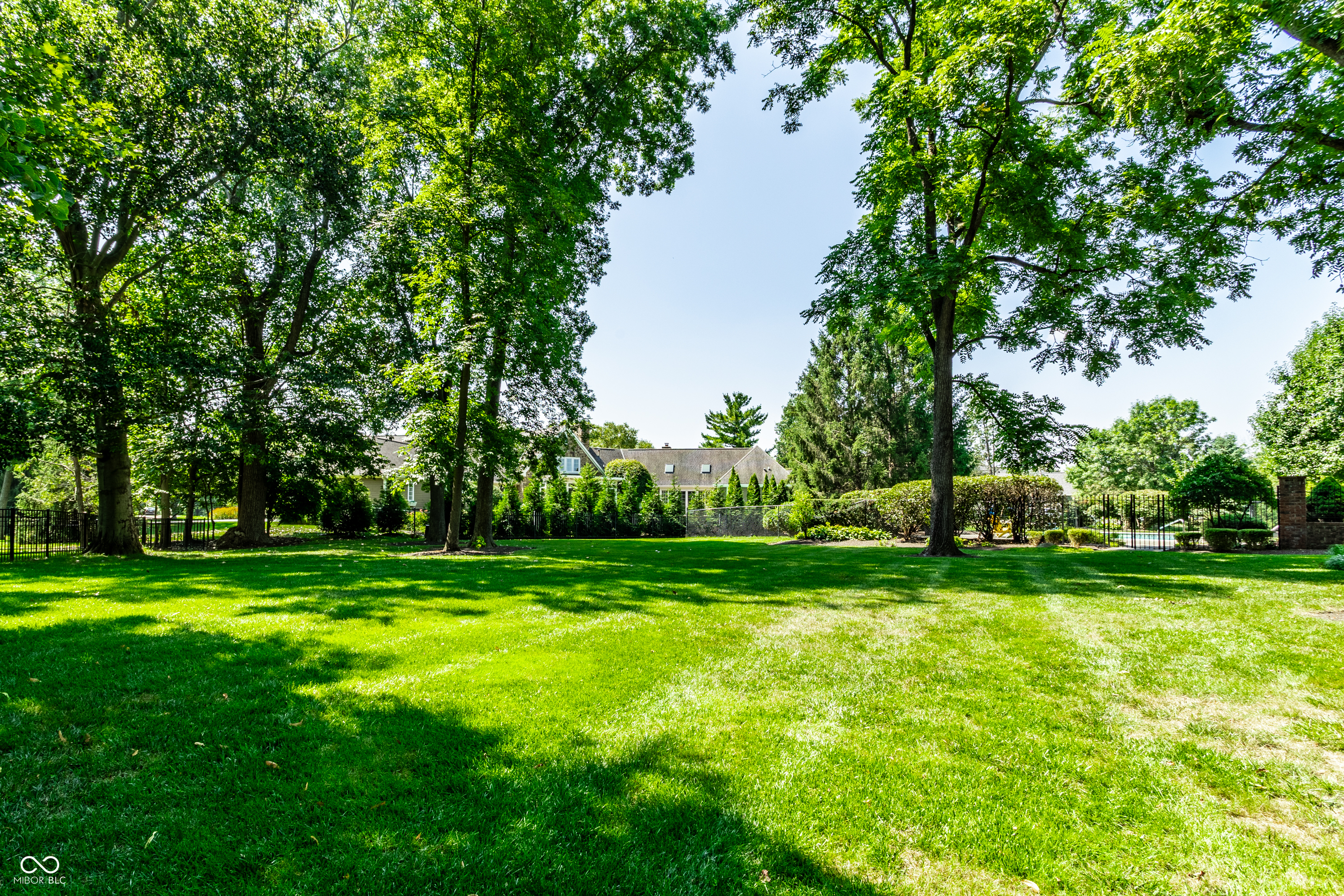 1261 Laurelwood