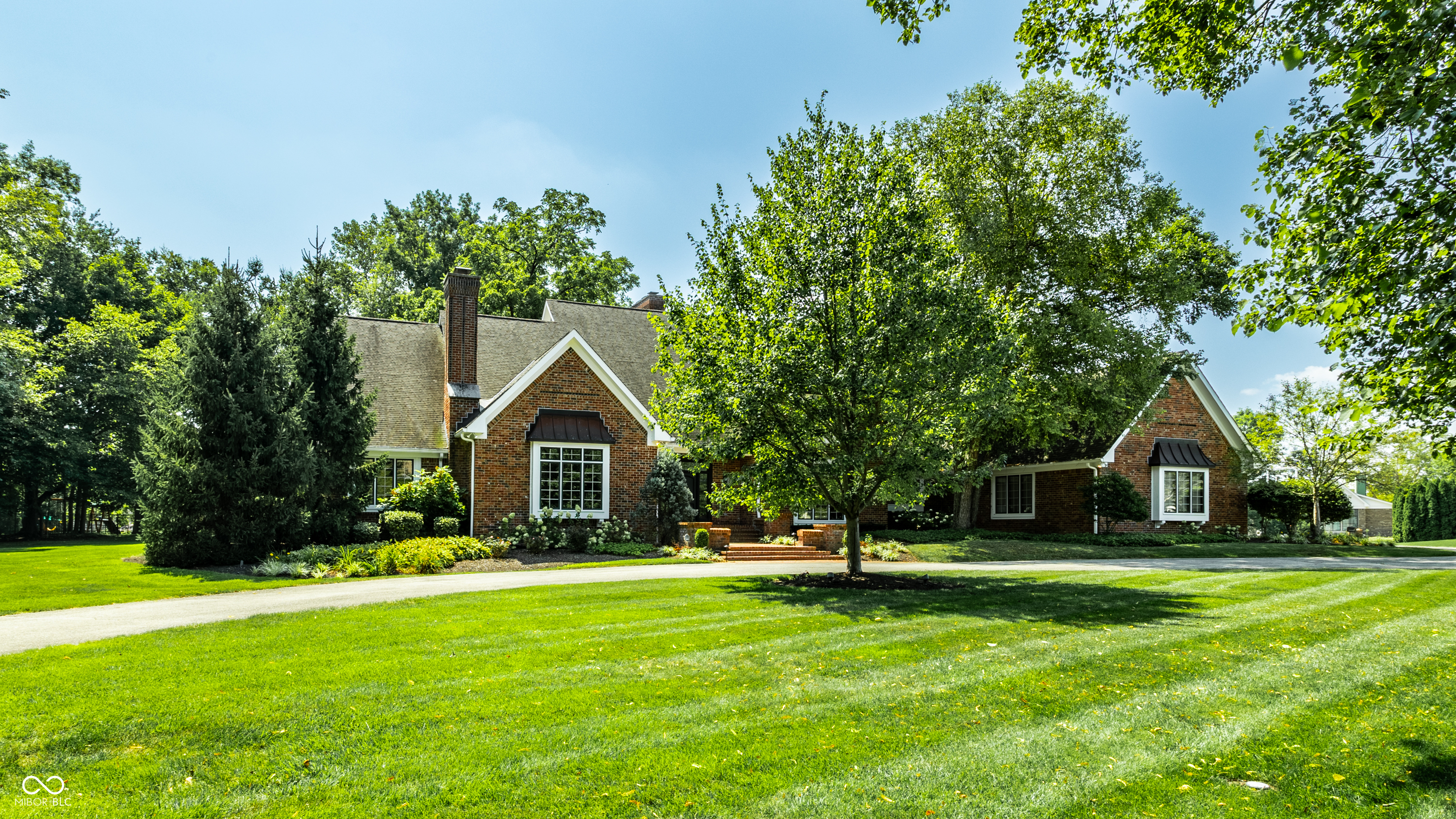 1261 Laurelwood