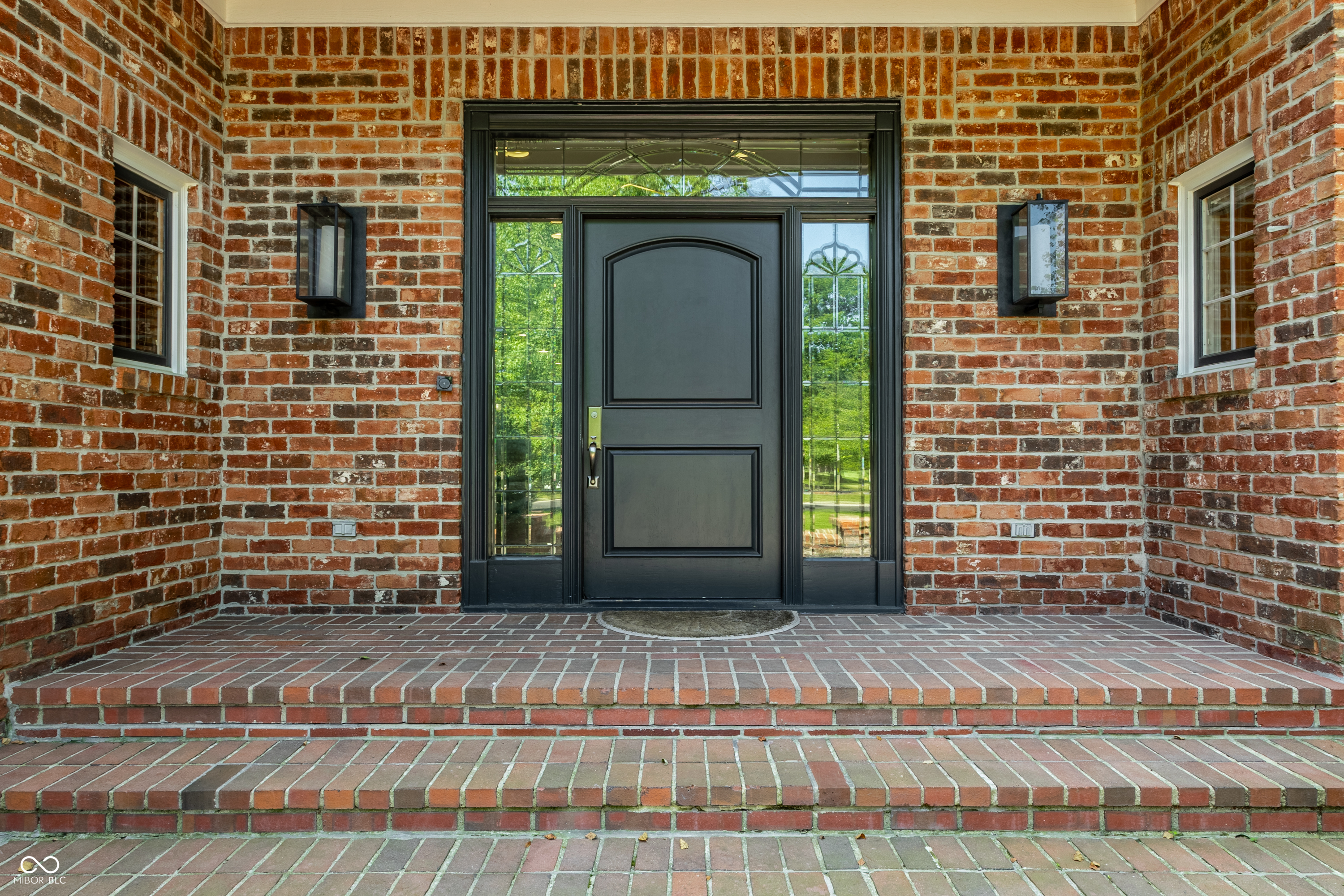 1261 Laurelwood
