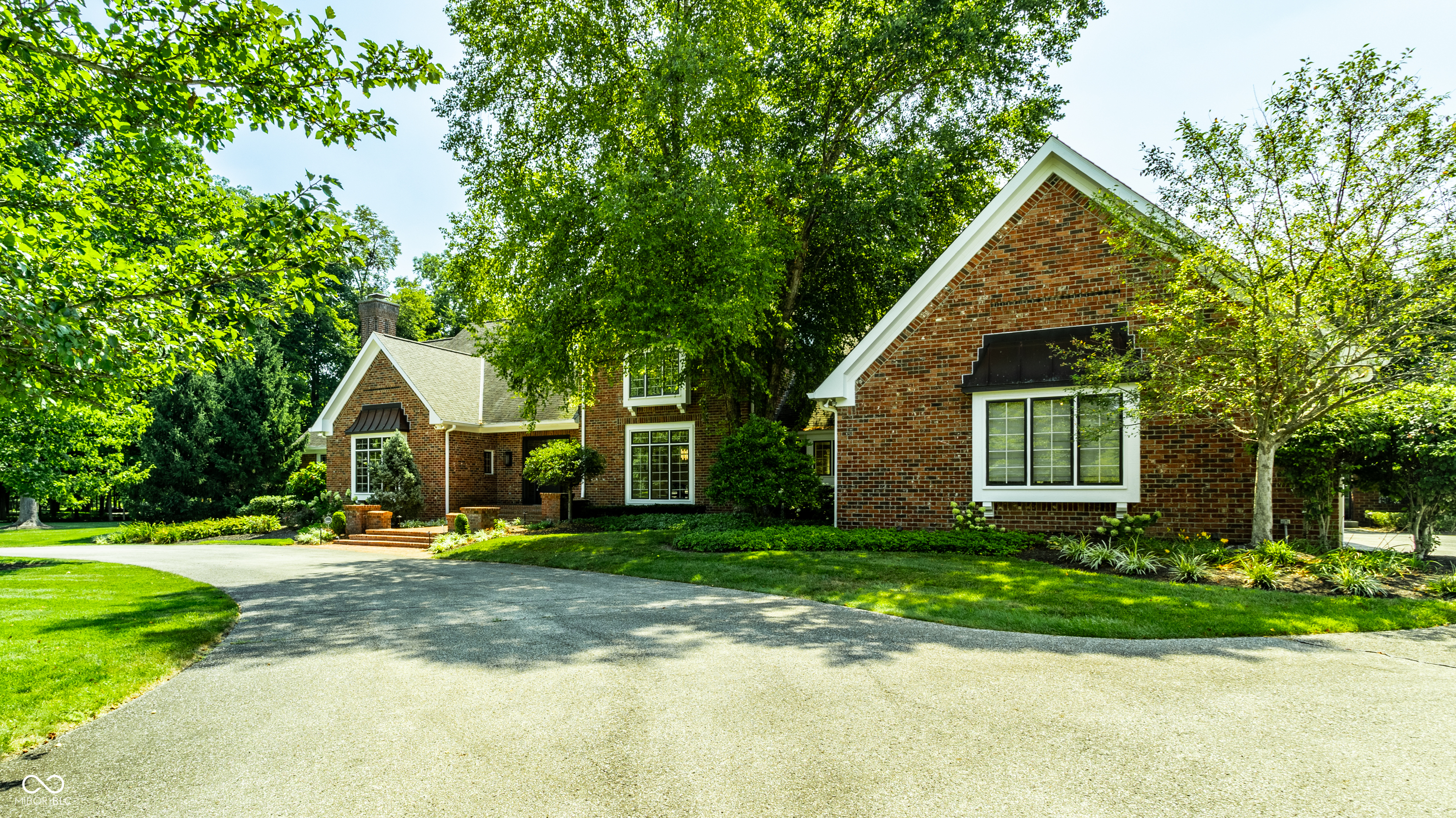 1261 Laurelwood