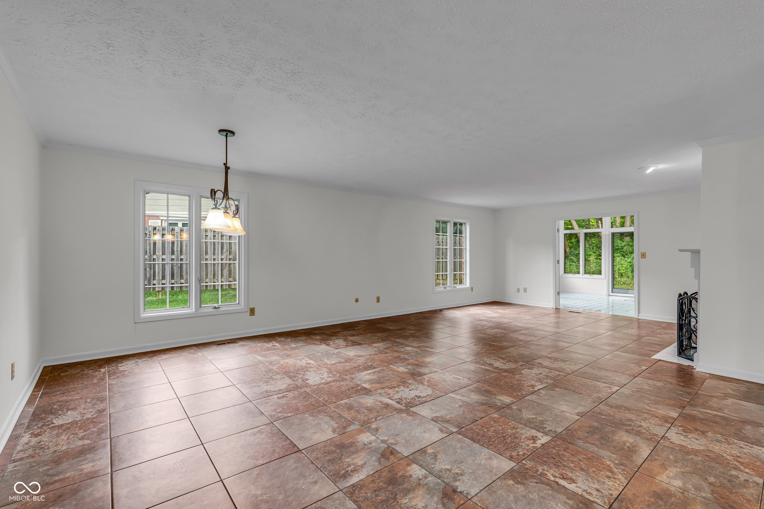 5228 Greenwillow Road