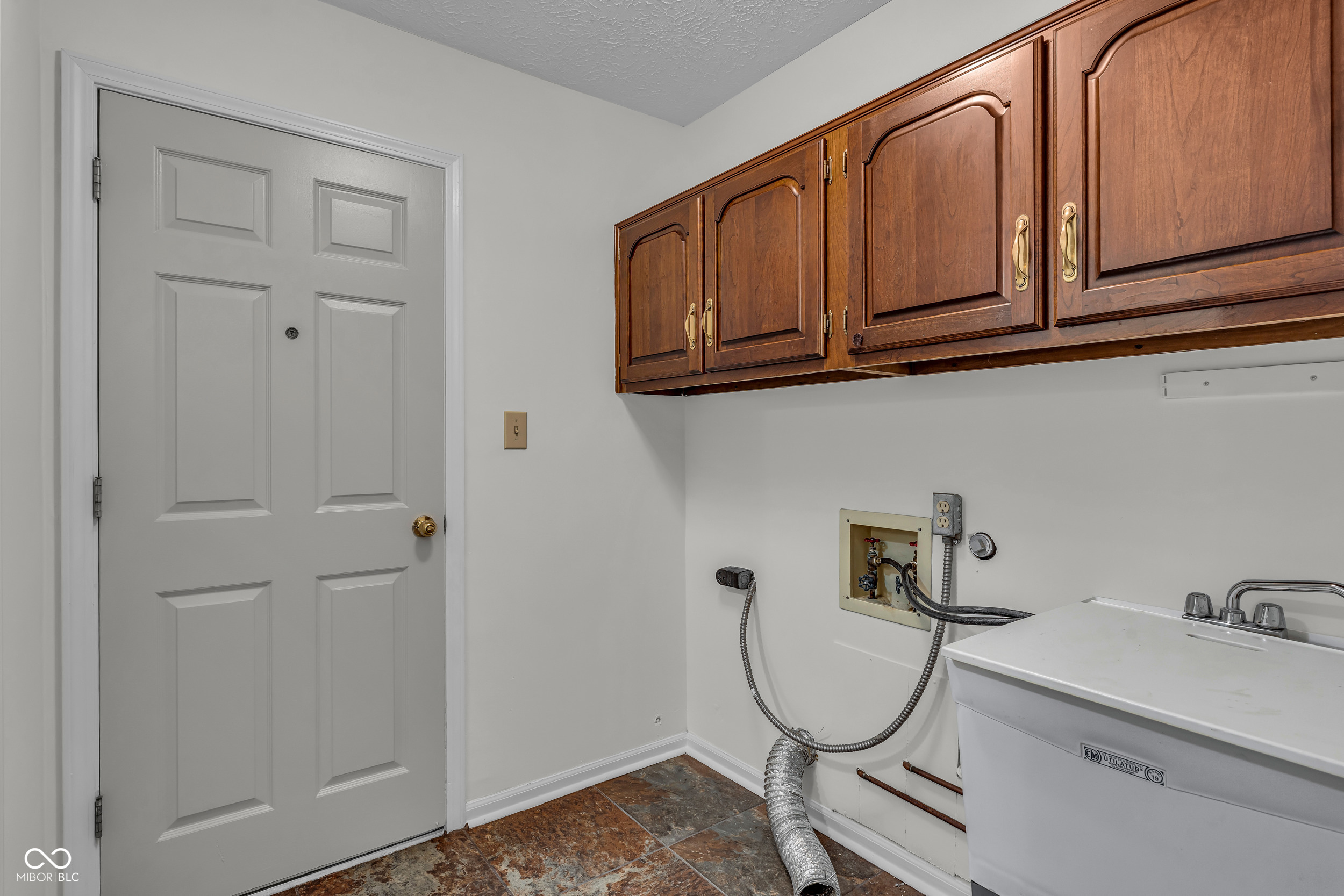 5228 Greenwillow Road