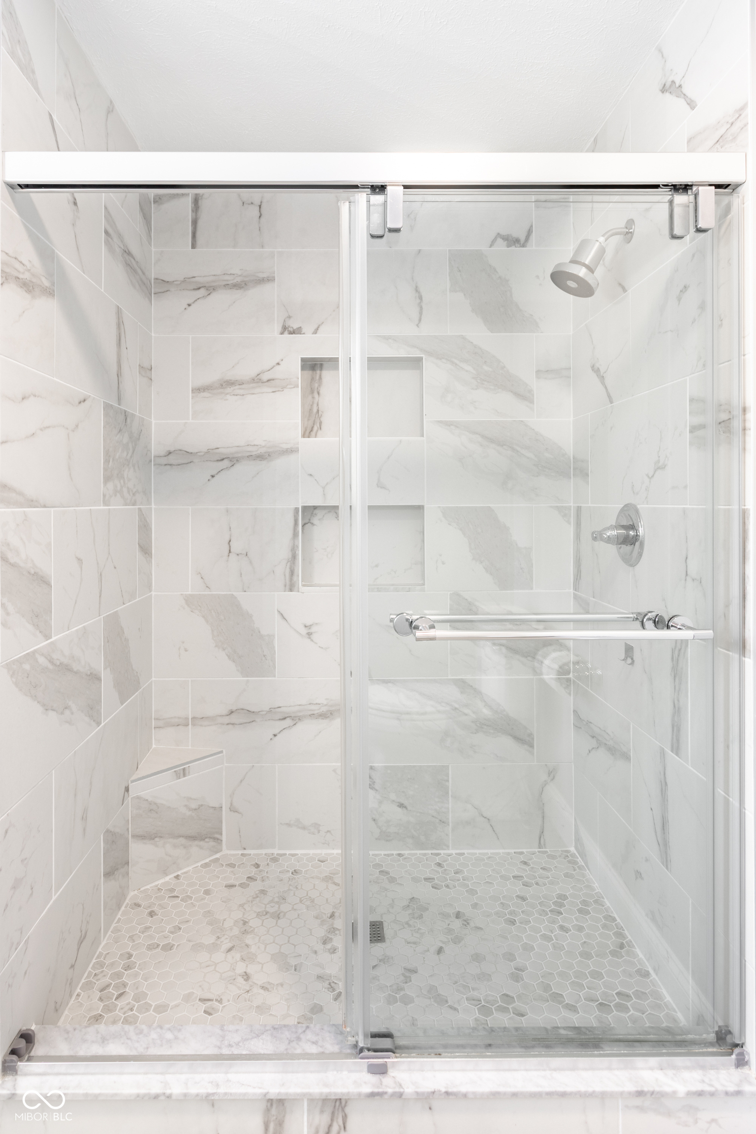 14915 Beacon Boulevard