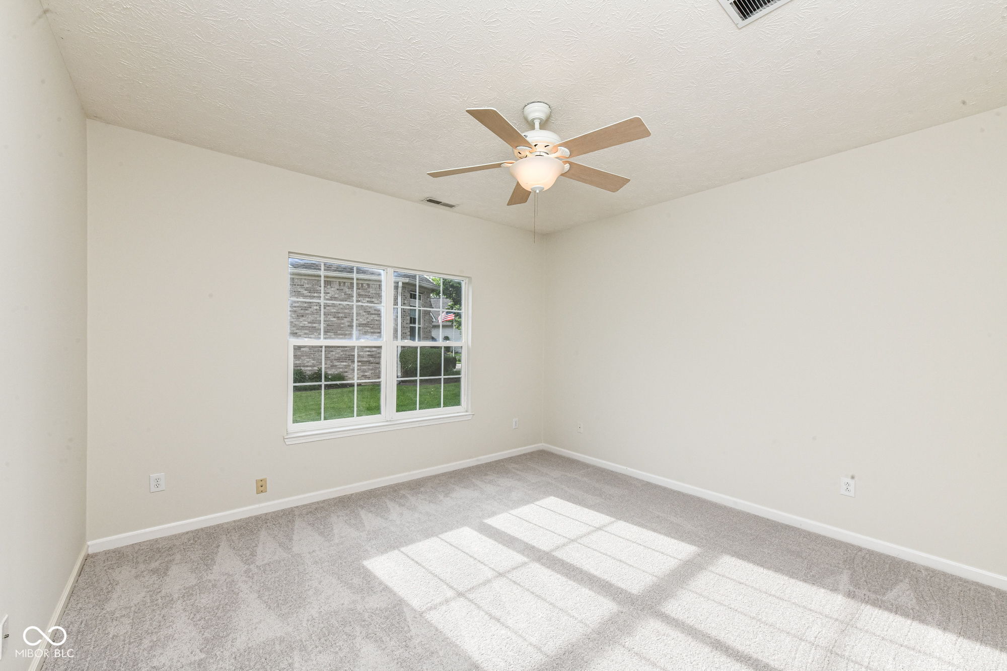 10713 Cardinal Circle