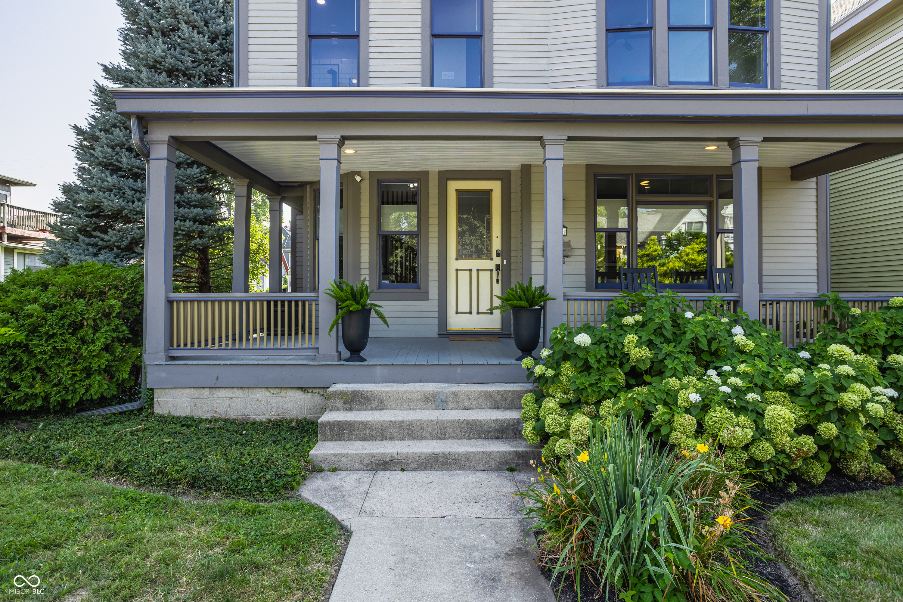 2049 N Alabama Street