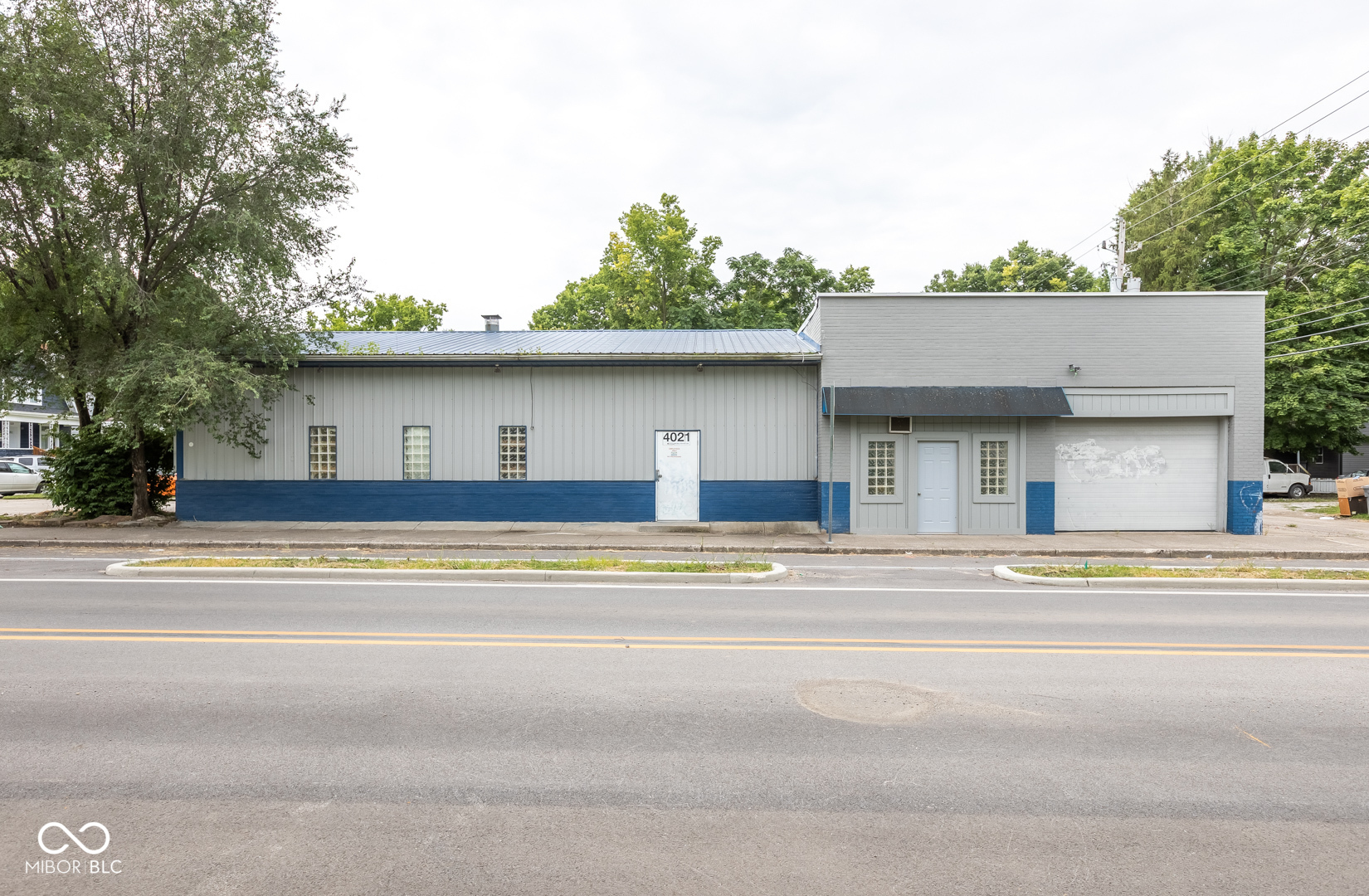 4021 E New York Street