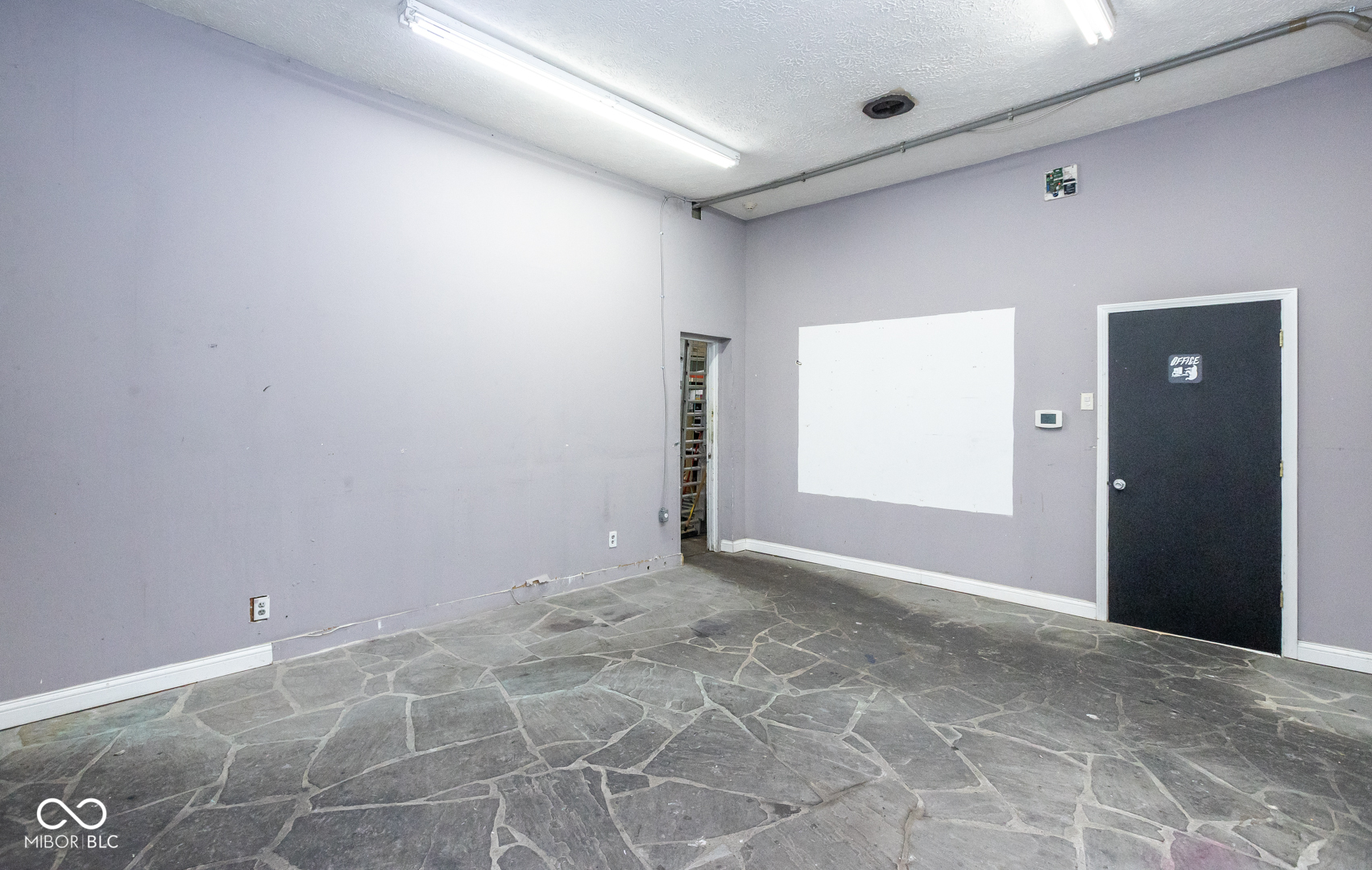 4021 E New York Street