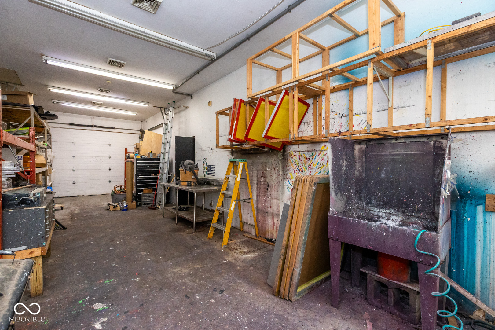 4021 E New York Street