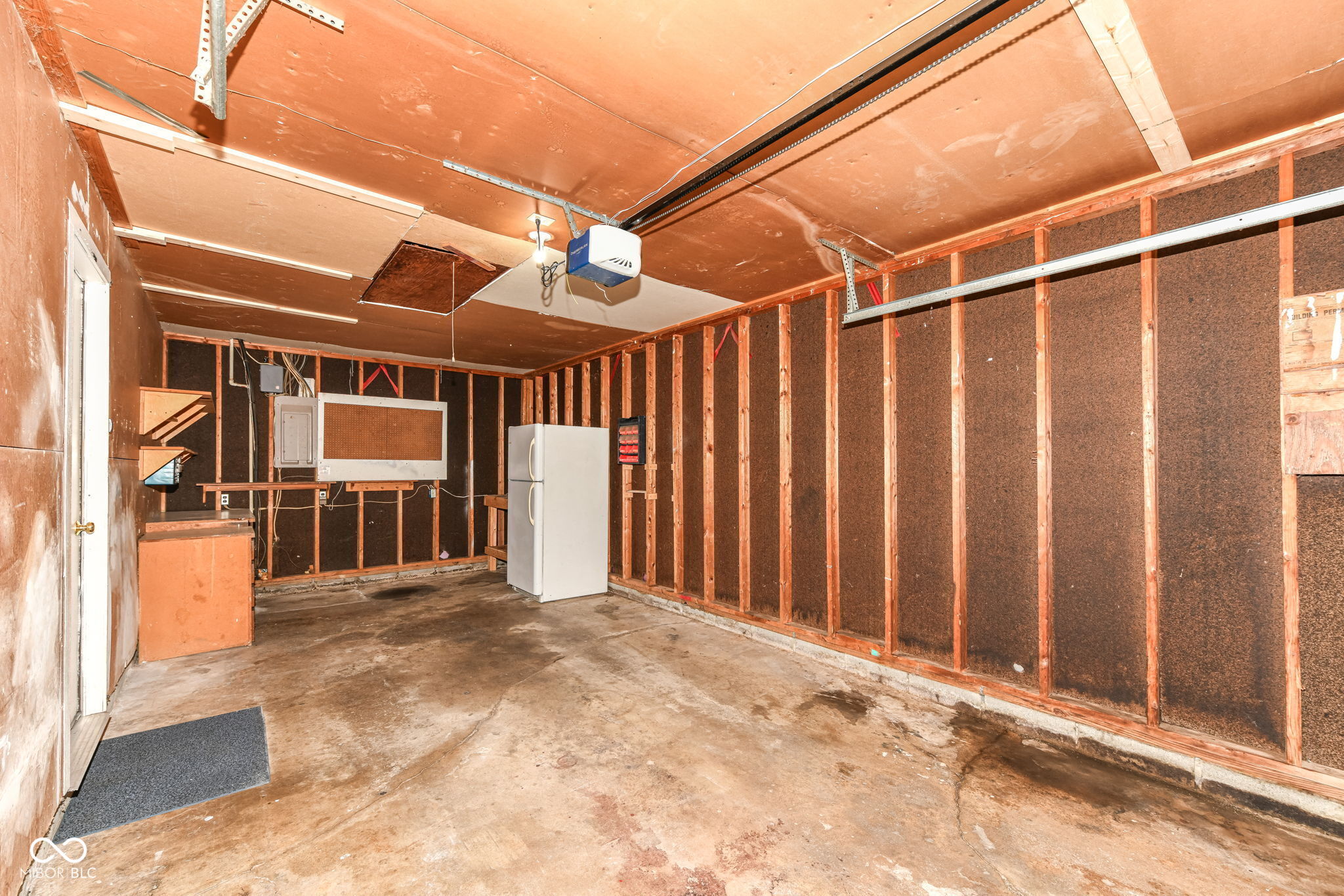 5427 Straw Hat Drive