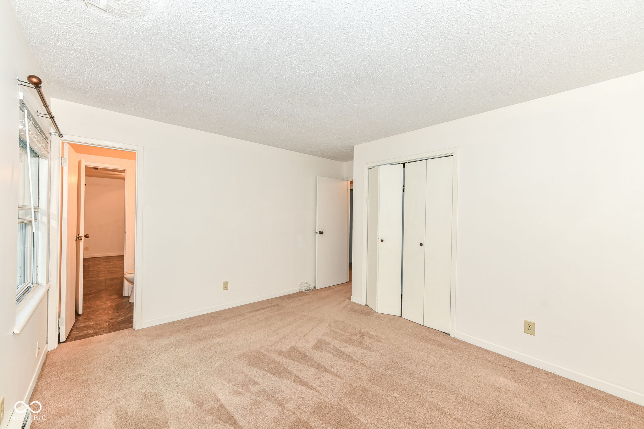 5427 Straw Hat Drive