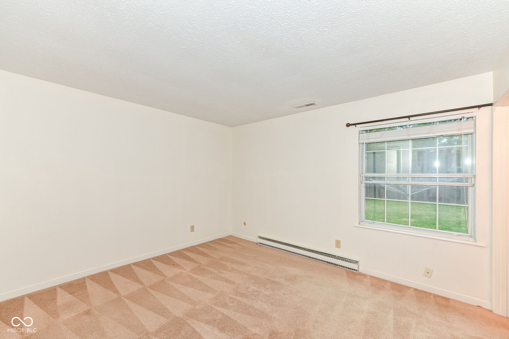 5427 Straw Hat Drive