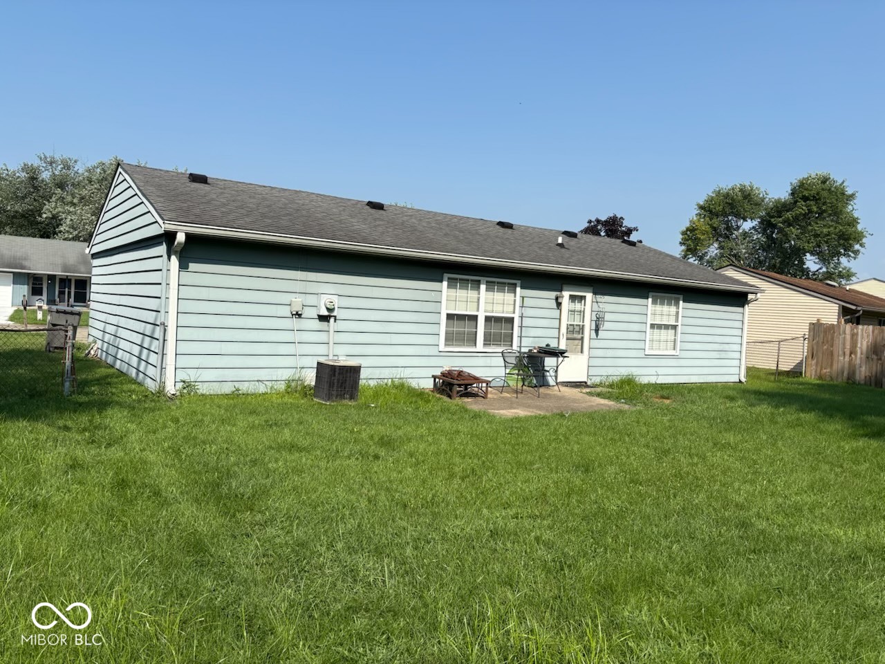 5427 Straw Hat Drive