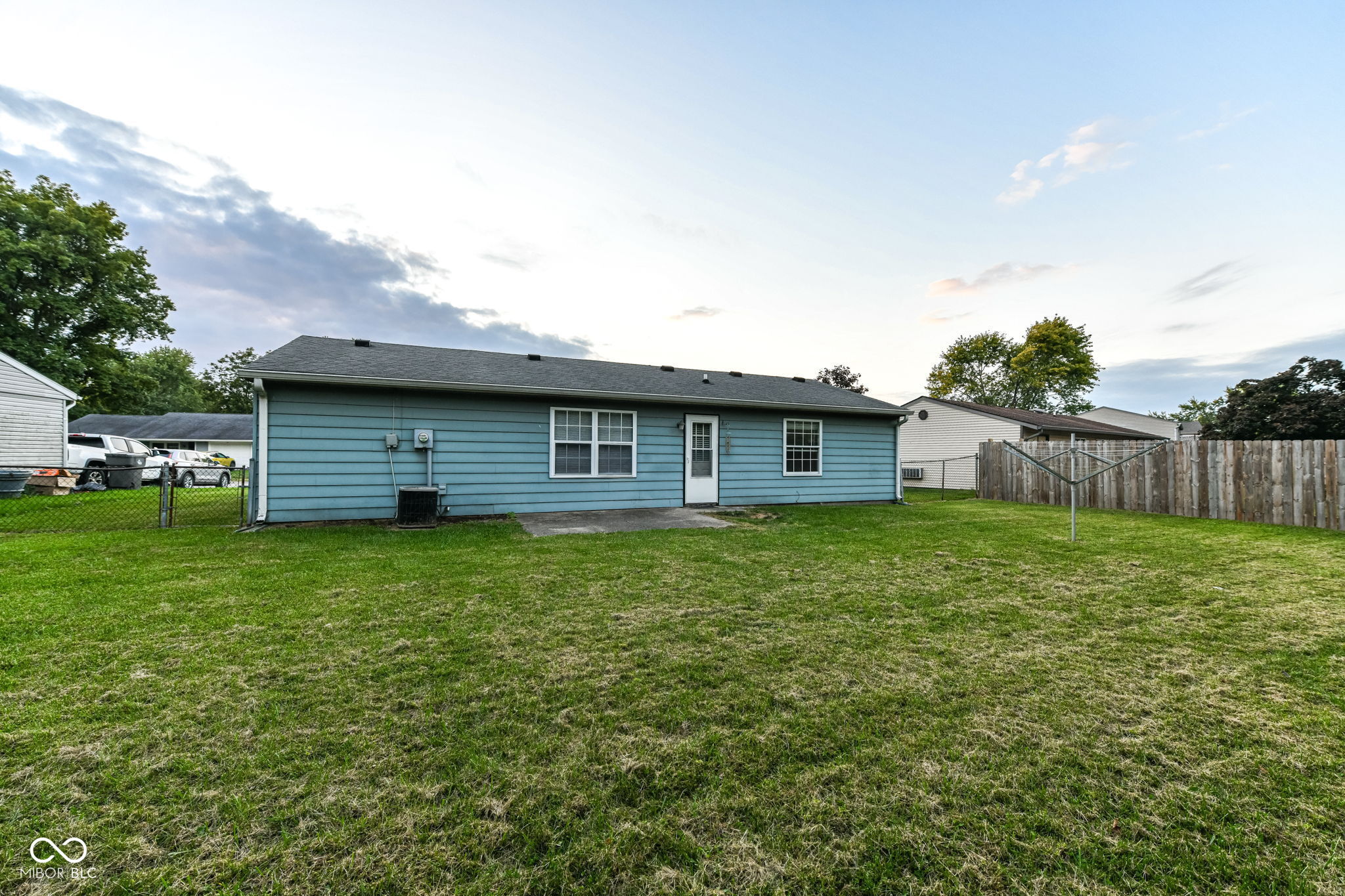 5427 Straw Hat Drive