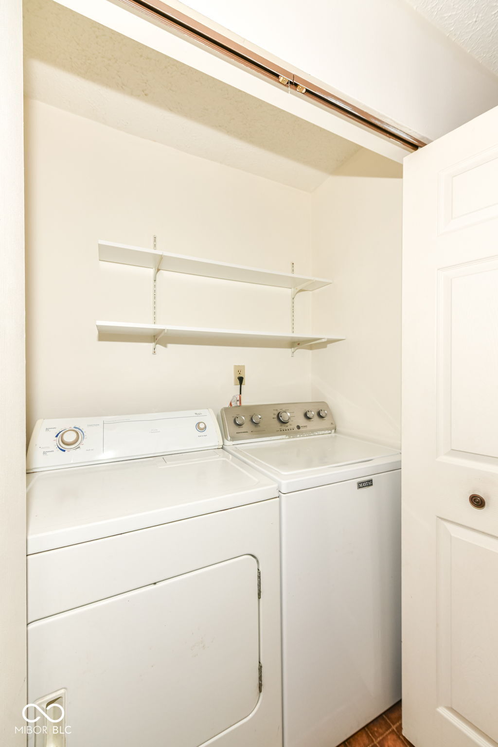 5427 Straw Hat Drive