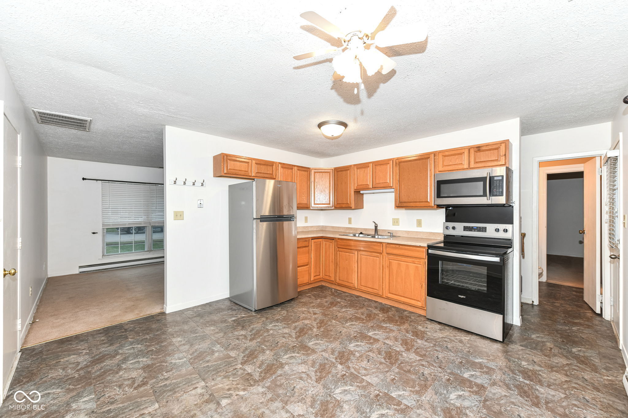 5427 Straw Hat Drive