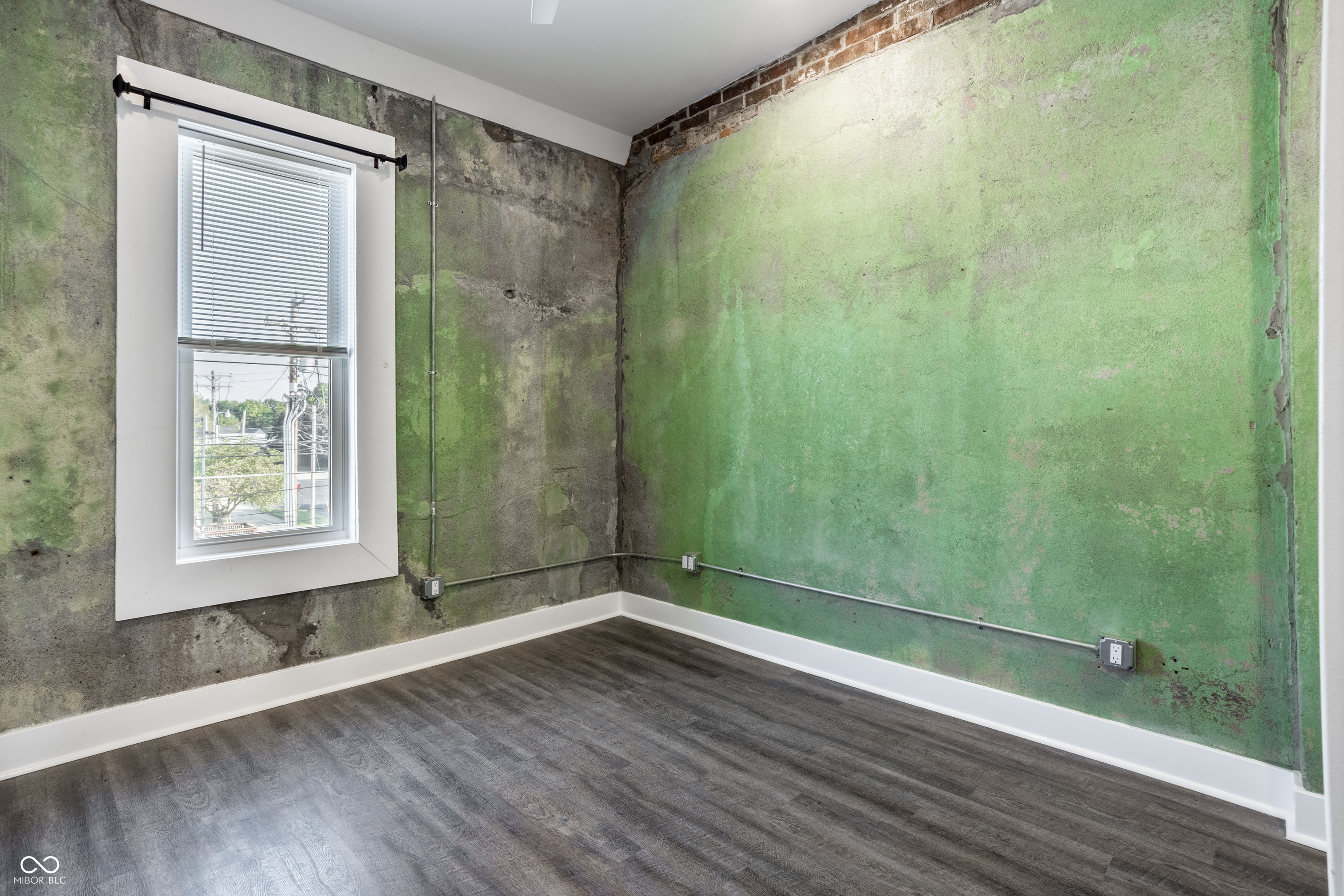 113 E Main Street Unit: B