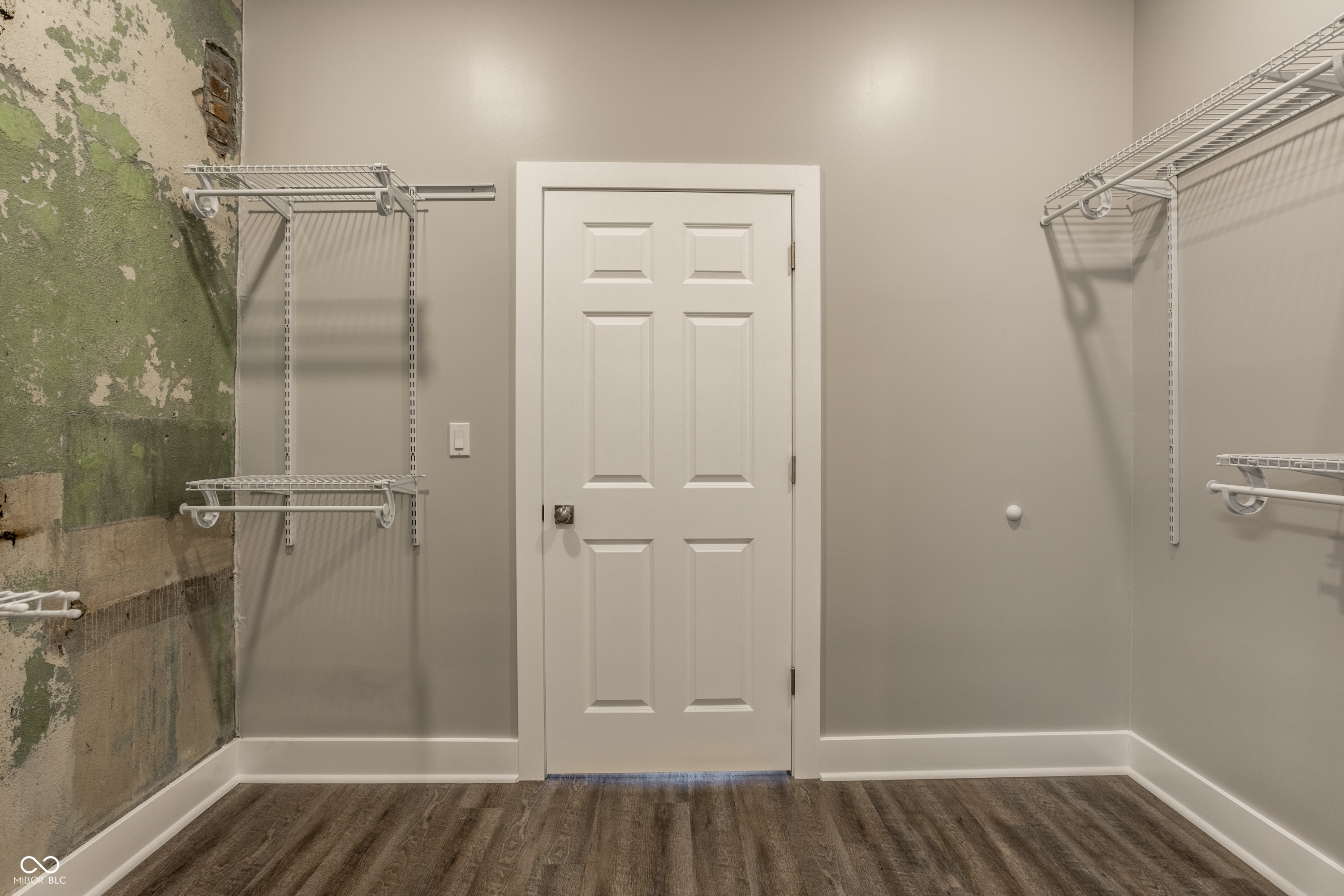 113 E Main Street Unit: B