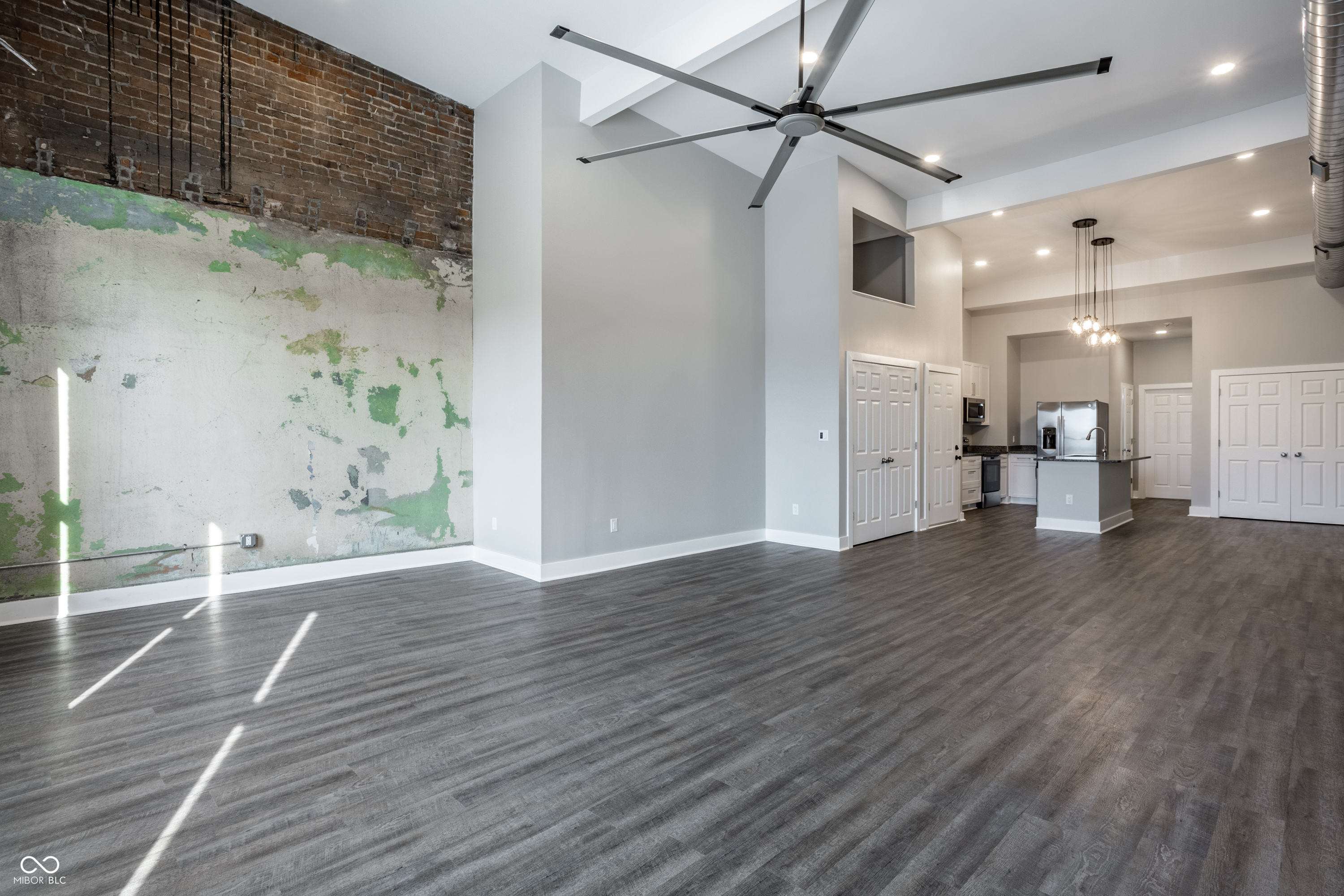 113 E Main Street Unit: B