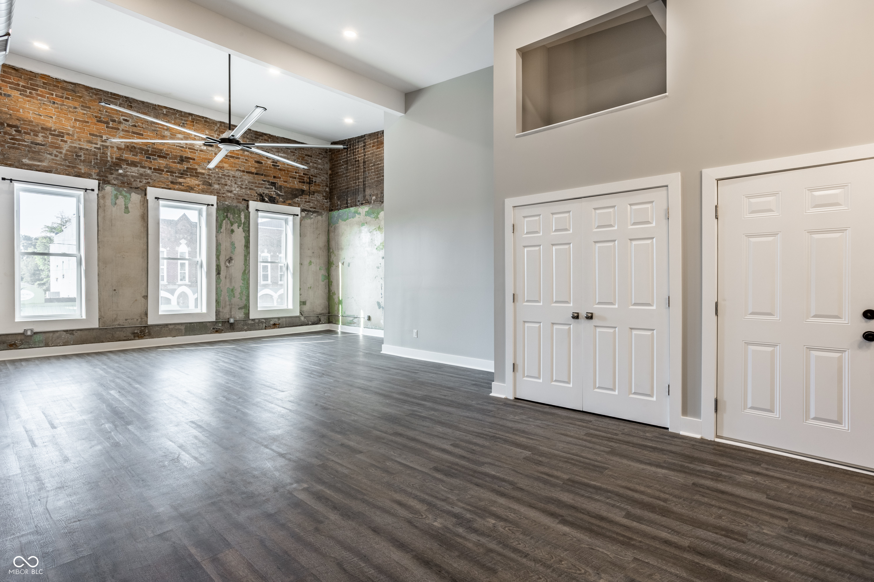 113 E Main Street Unit: B