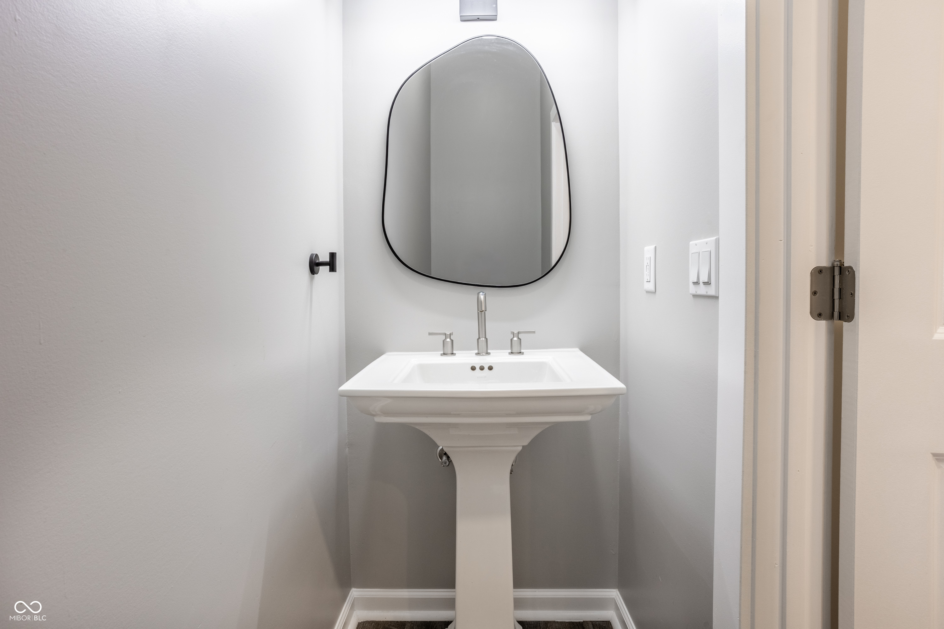 113 E Main Street Unit: B