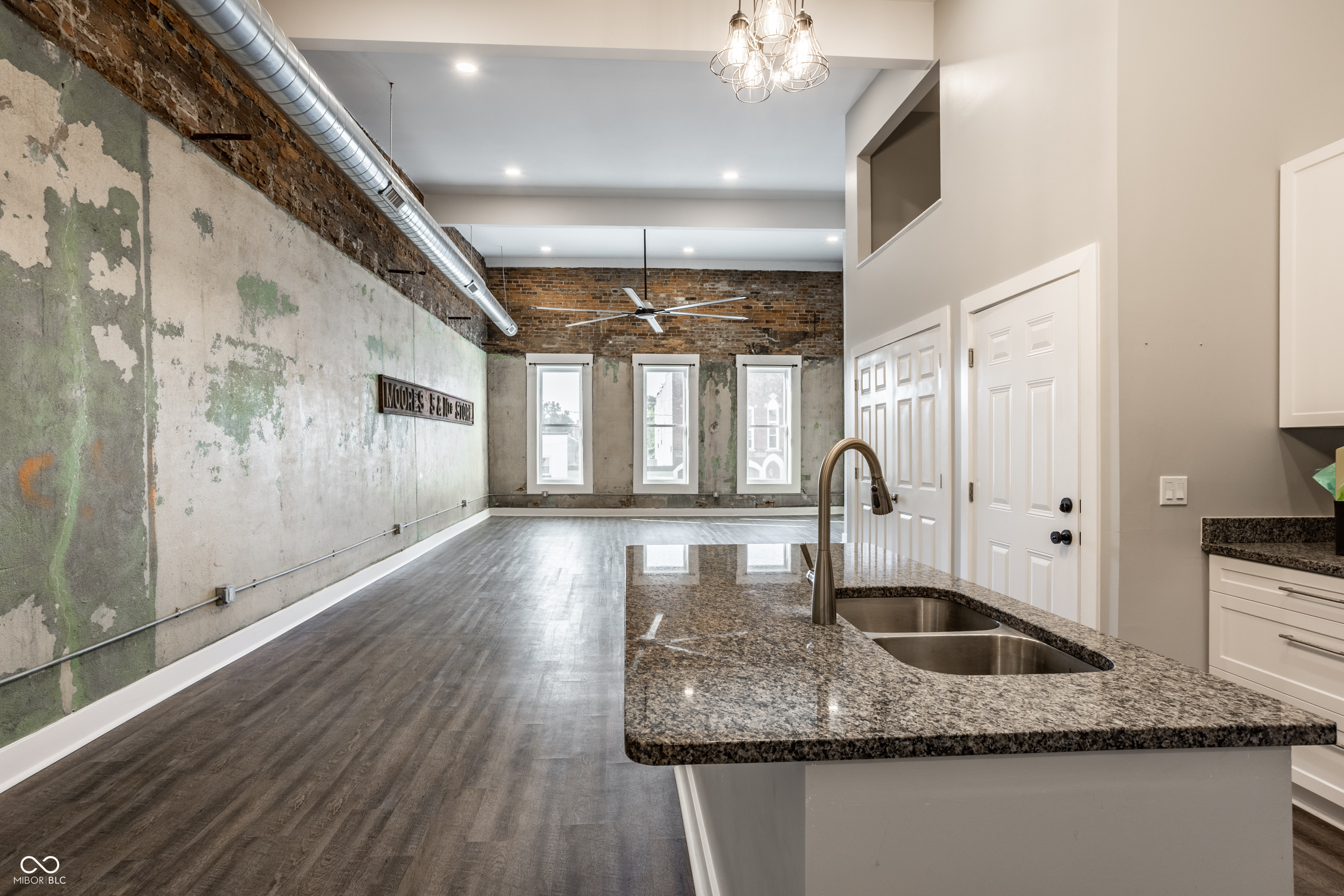 113 E Main Street Unit: B