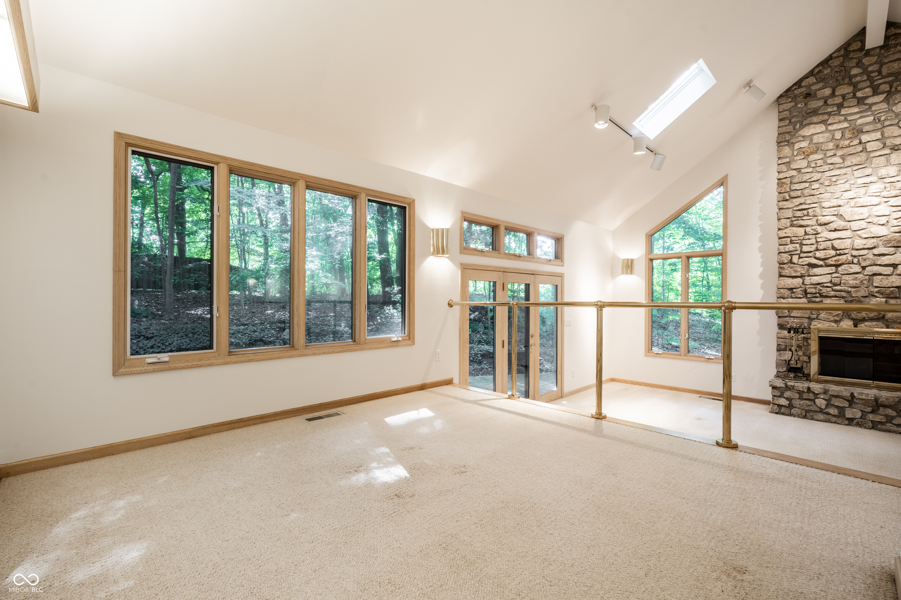 10975 Windjammer Drive S