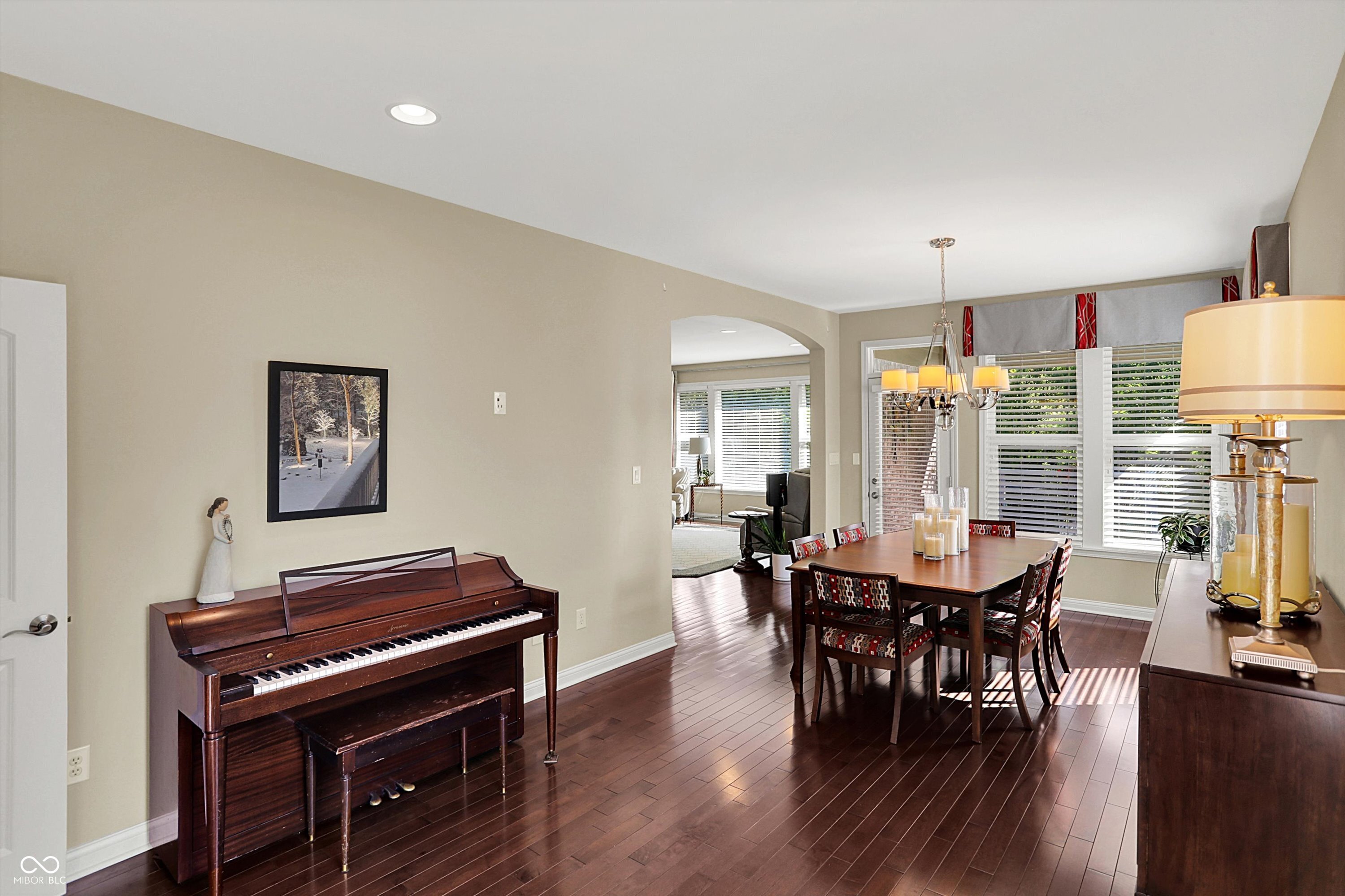 3937 Bear Creek Way