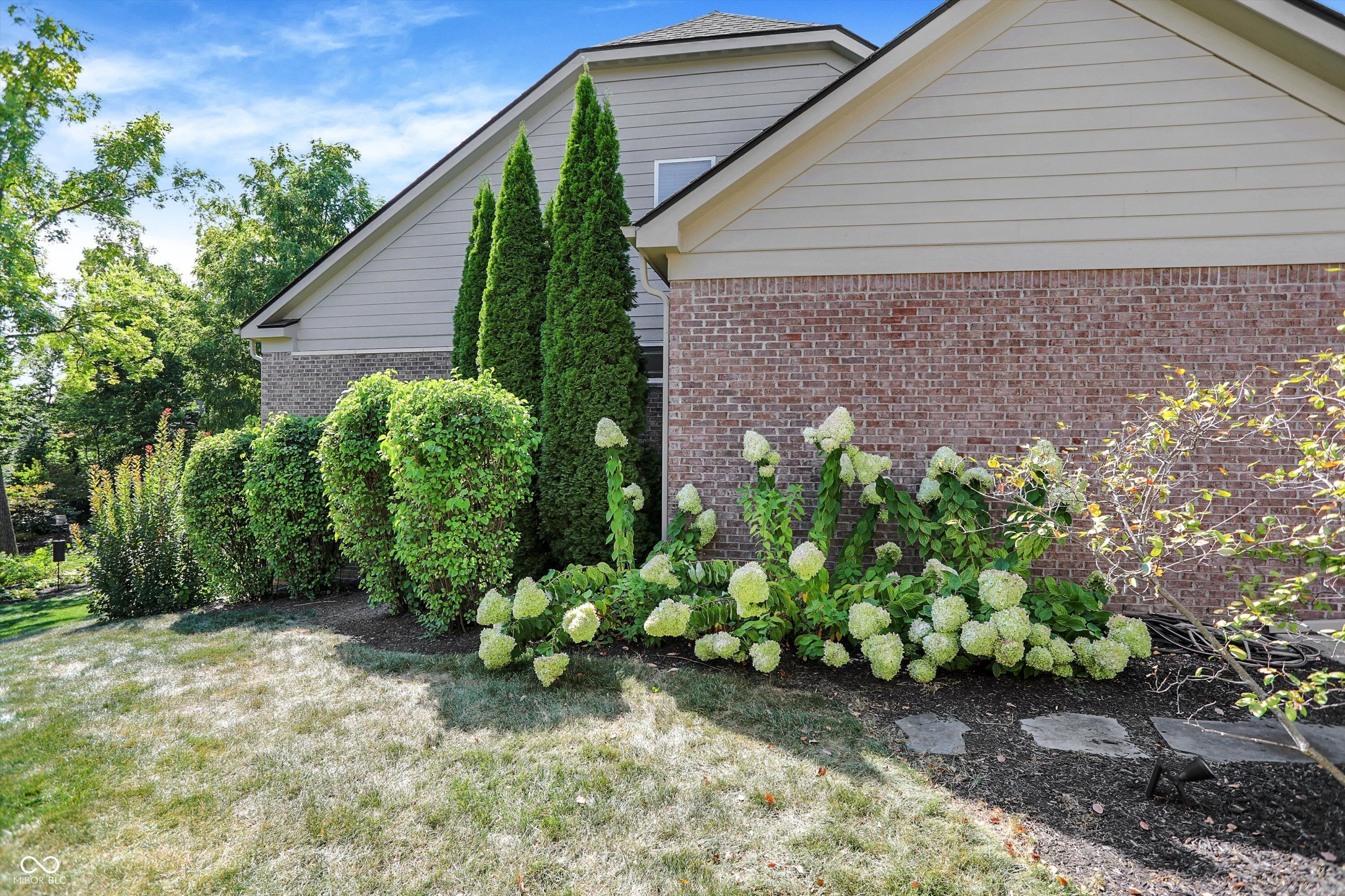 3937 Bear Creek Way