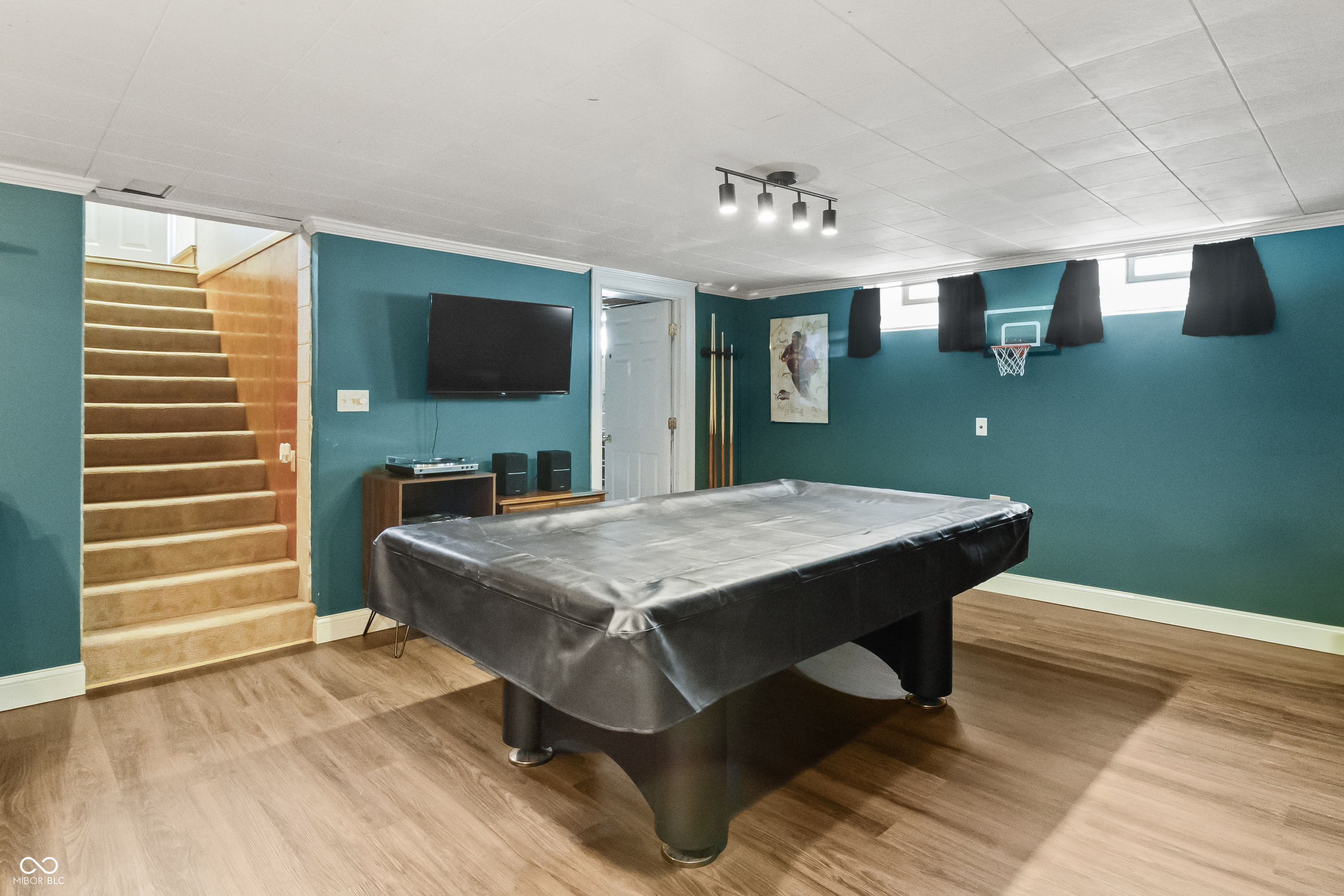 1231 N Whittier Place