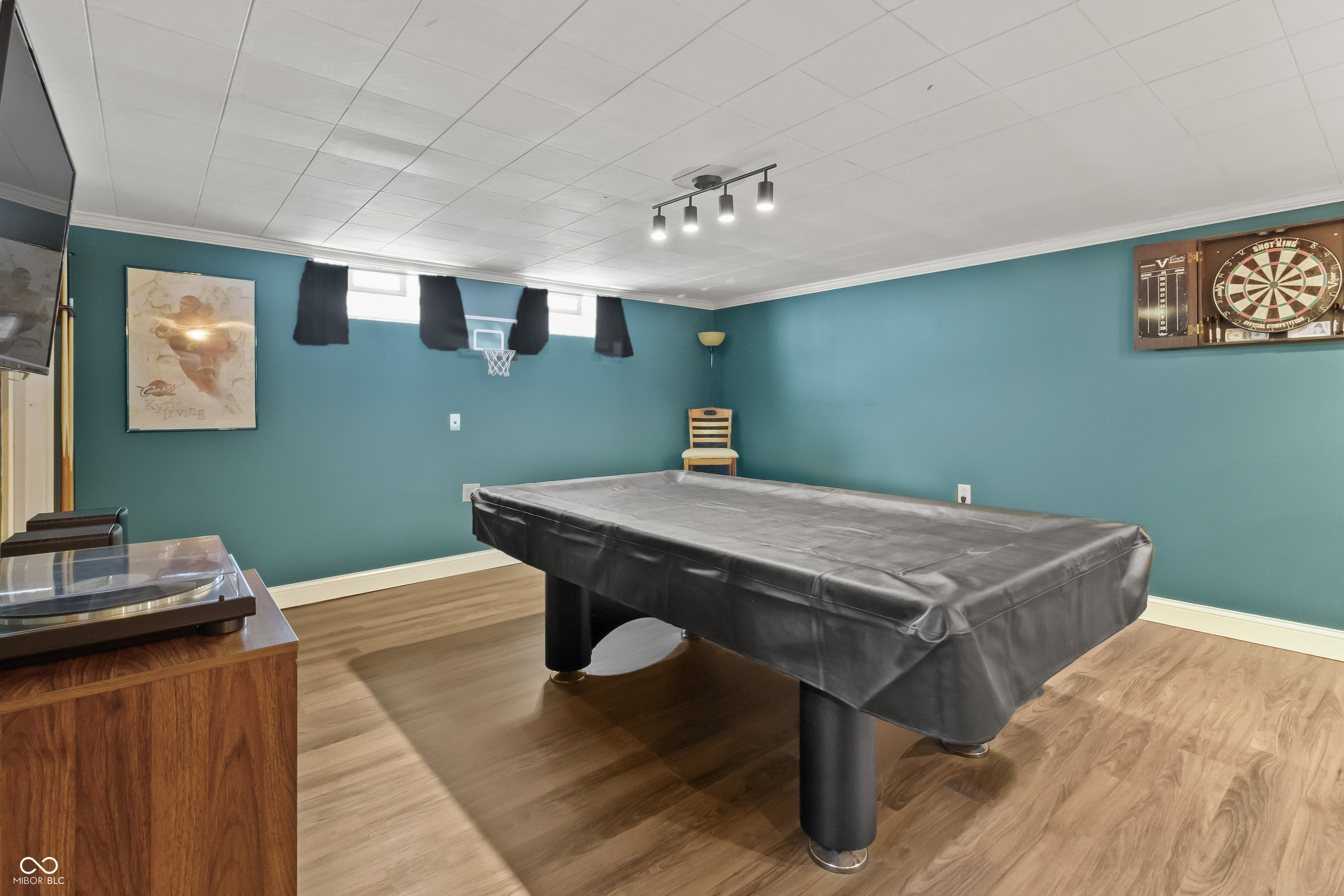 1231 N Whittier Place