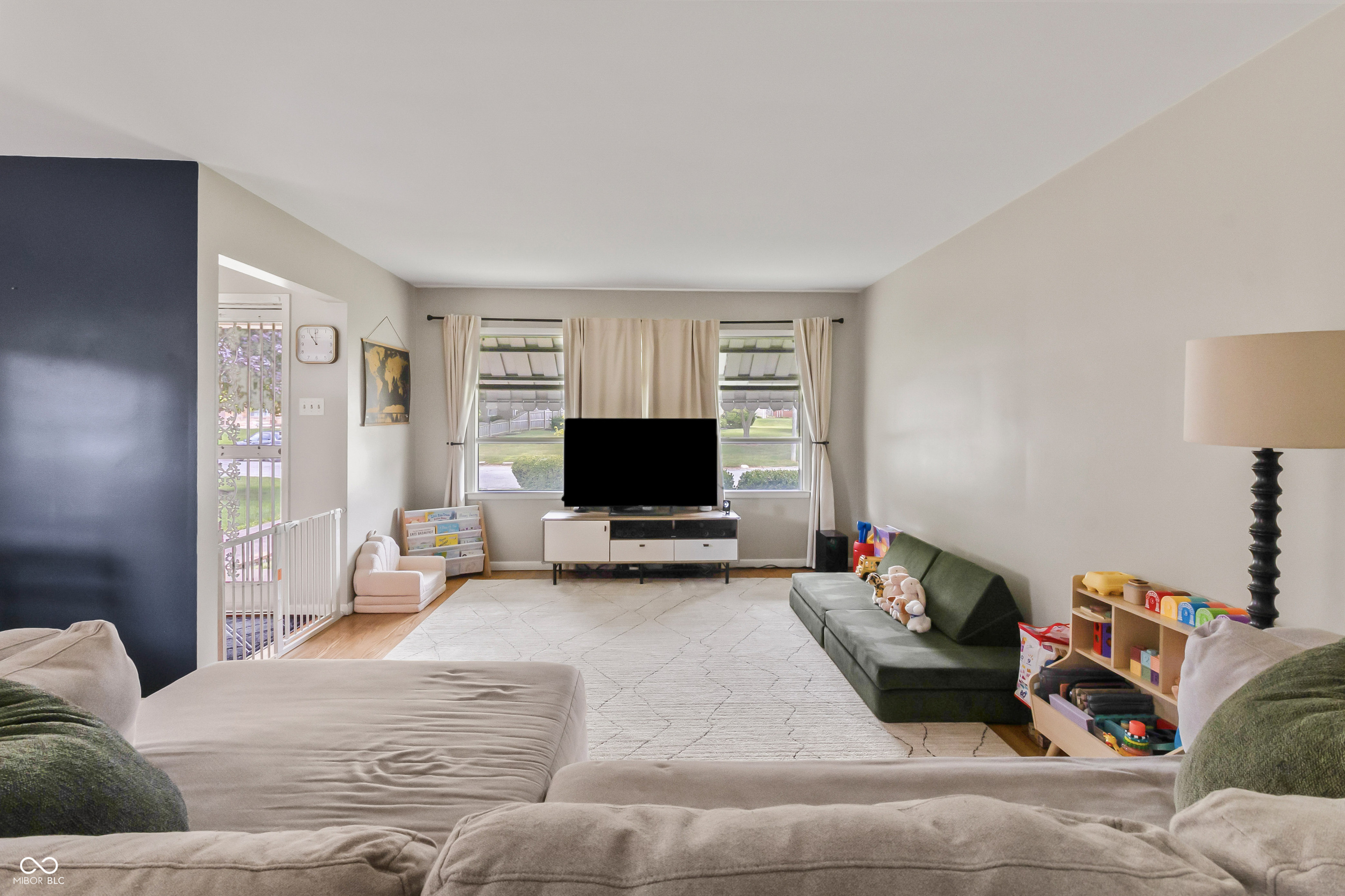 1231 N Whittier Place