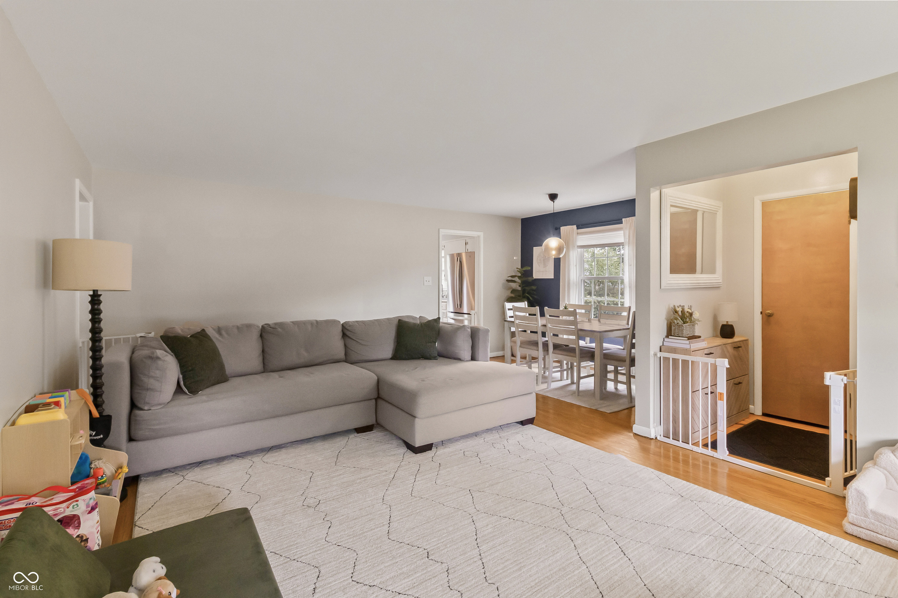 1231 N Whittier Place