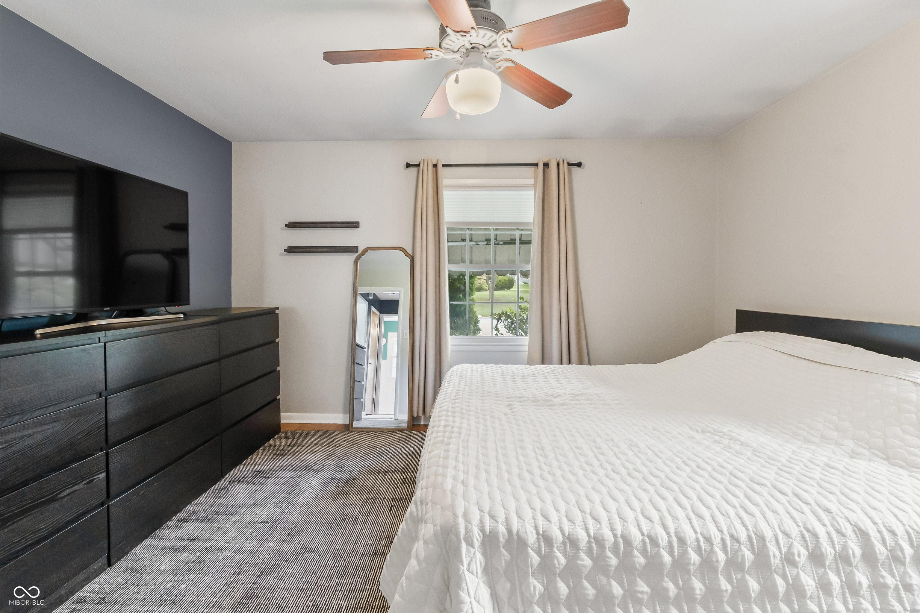 1231 N Whittier Place