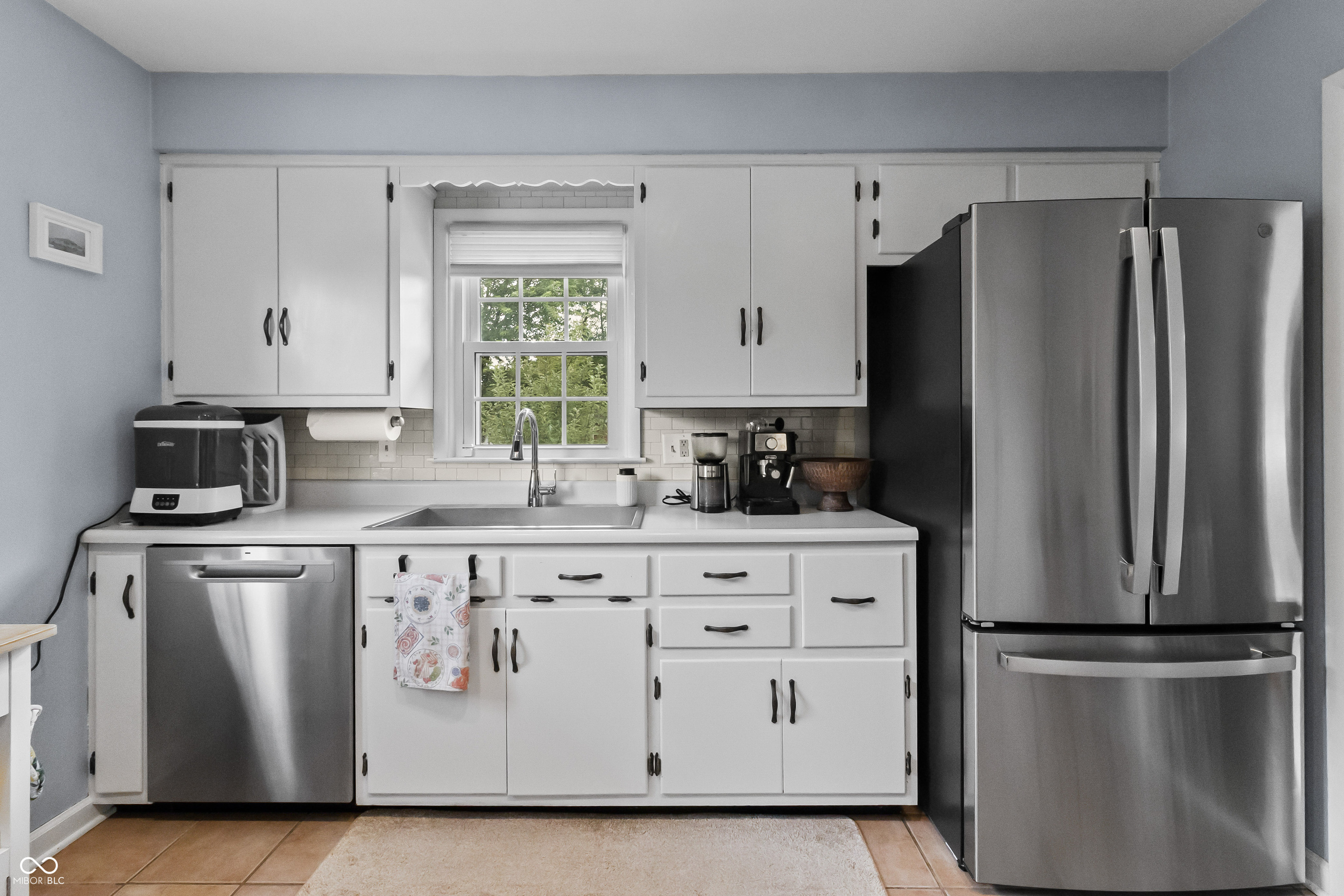 1231 N Whittier Place