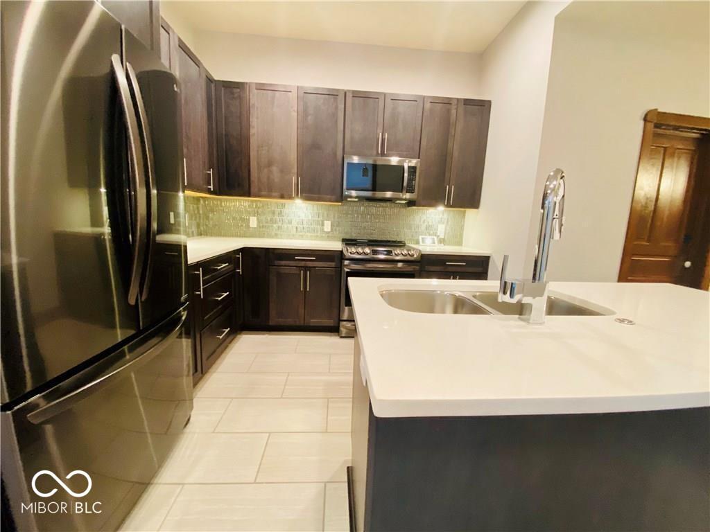 736 E Orange Street E