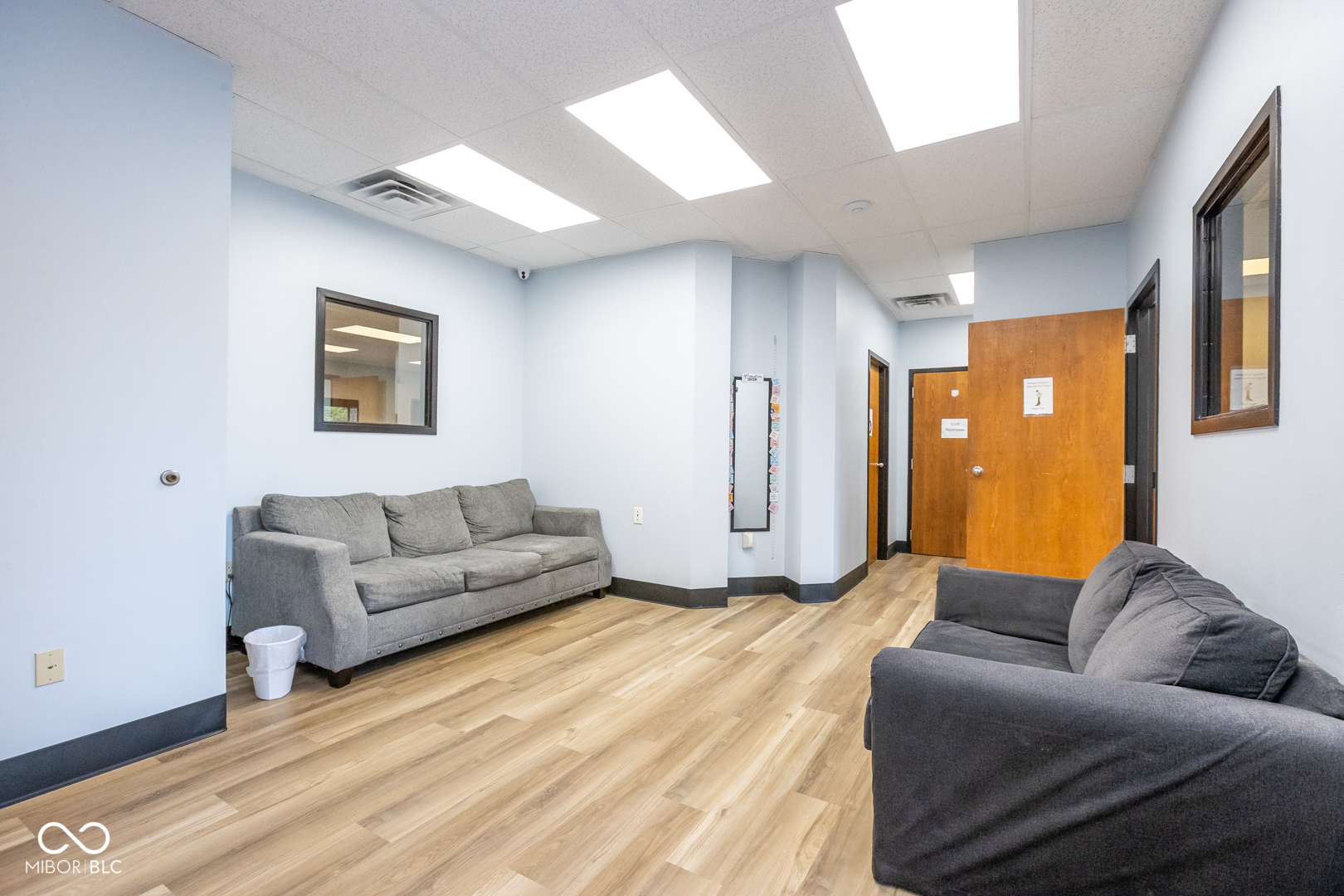 190 W Green Meadows Drive