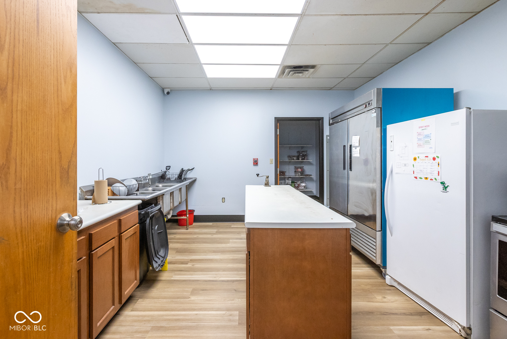 190 W Green Meadows Drive