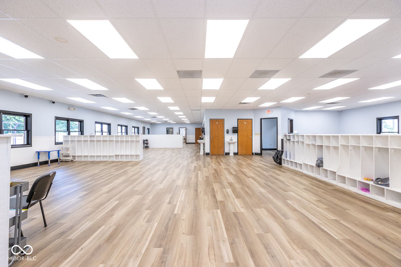 190 W Green Meadows Drive