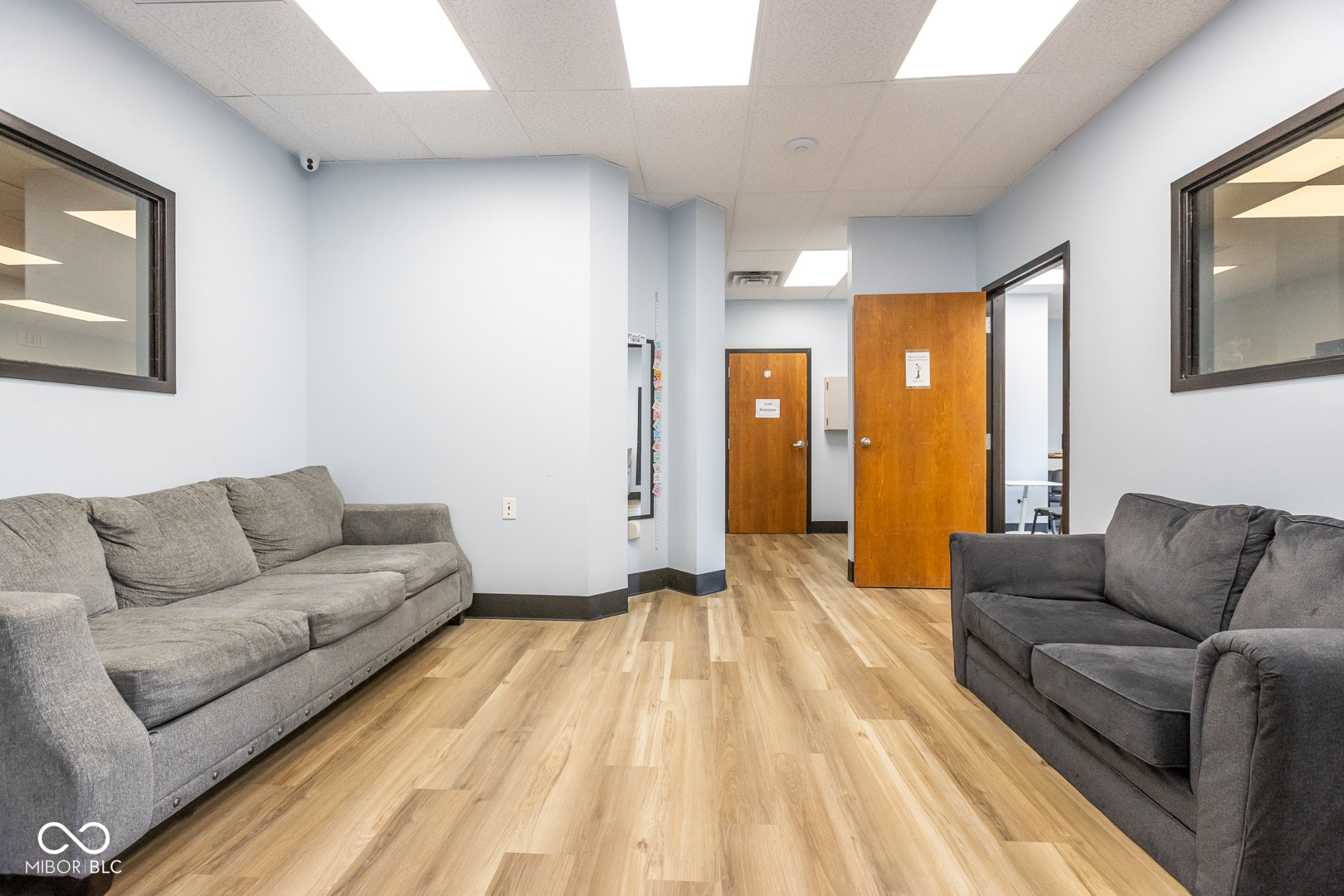 190 W Green Meadows Drive