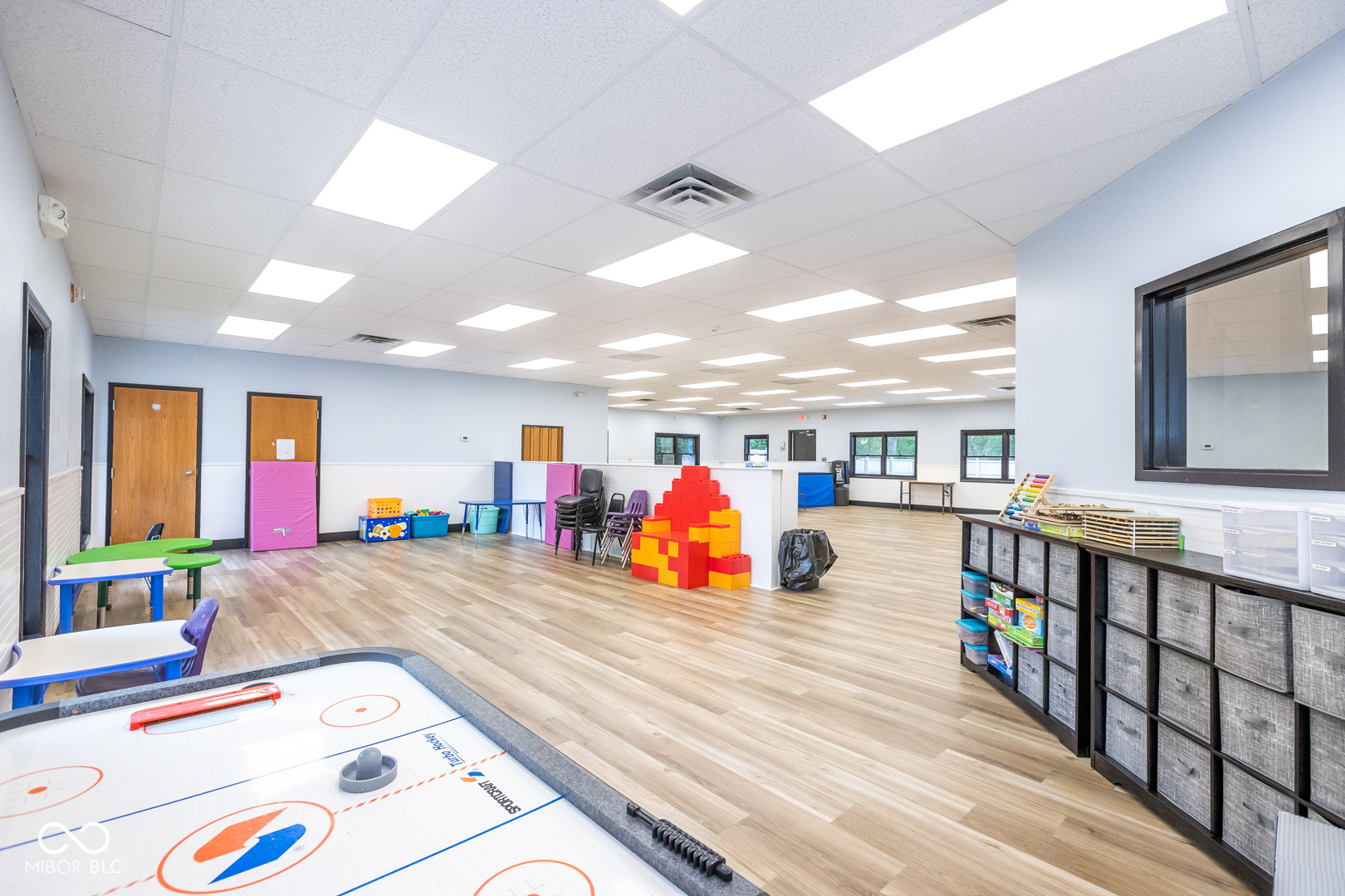 190 W Green Meadows Drive