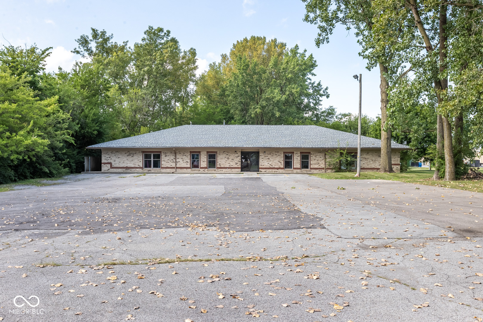 190 W Green Meadows Drive