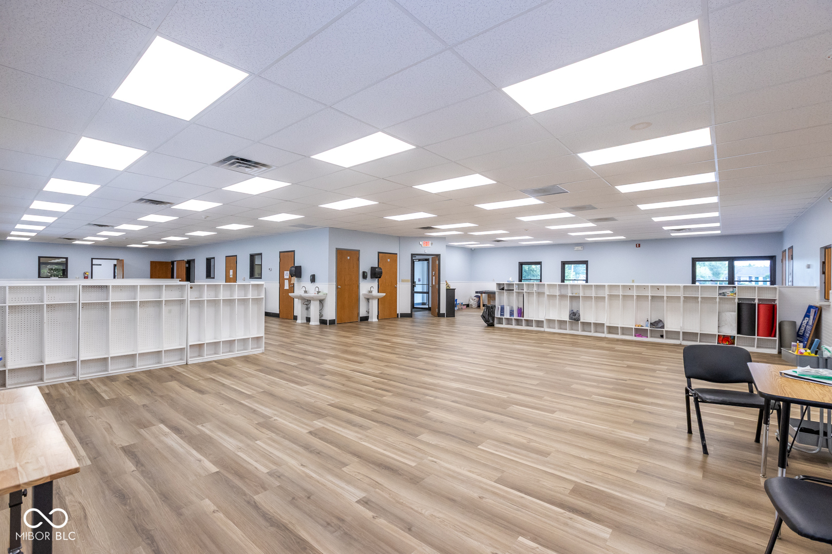 190 W Green Meadows Drive