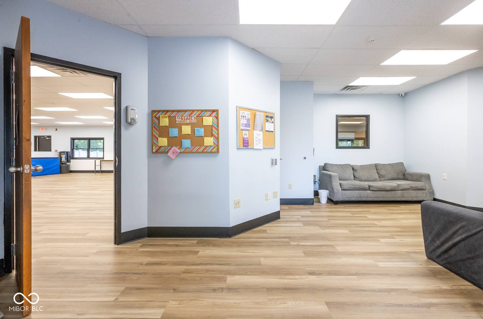 190 W Green Meadows Drive