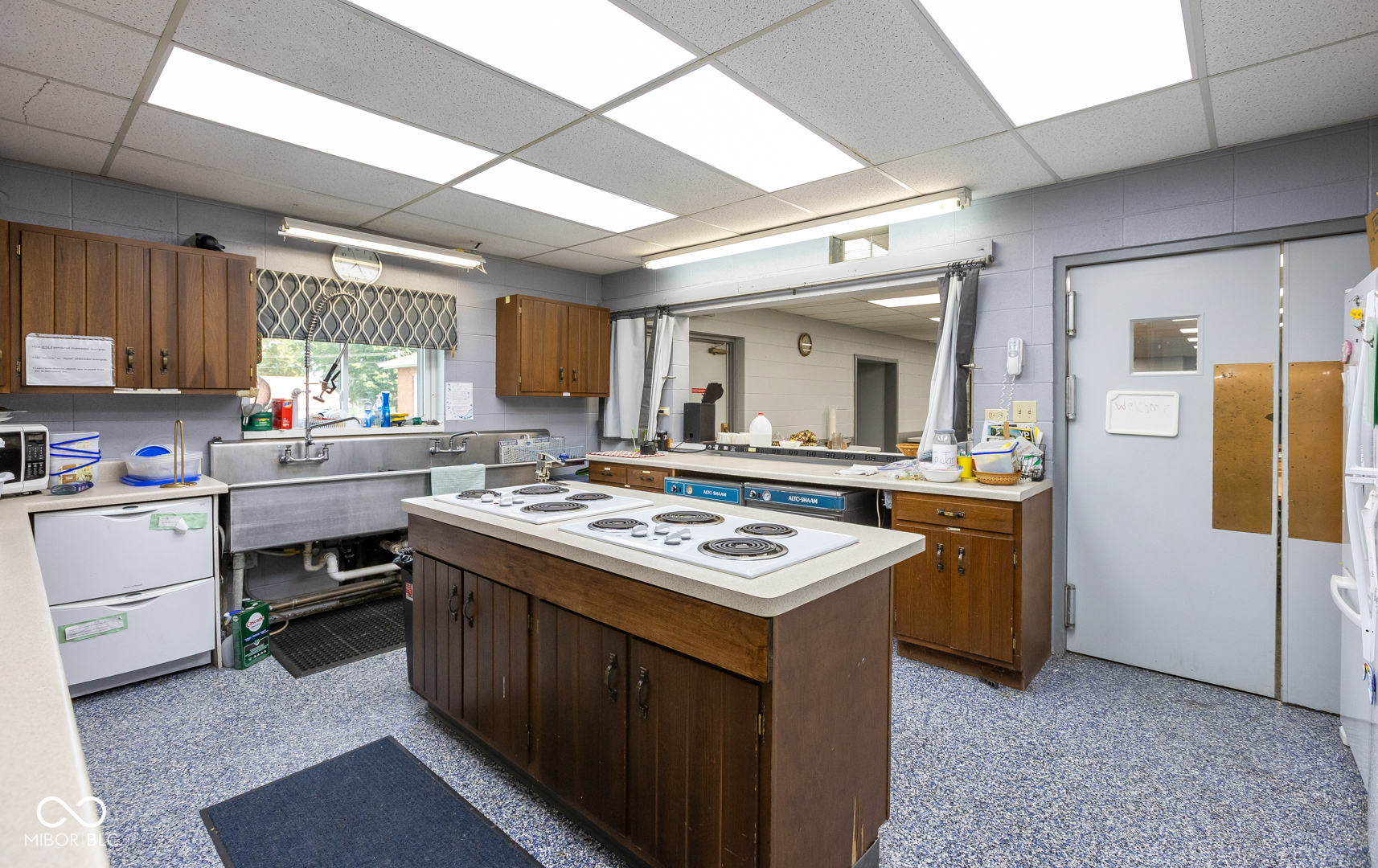 6145 N 400 W