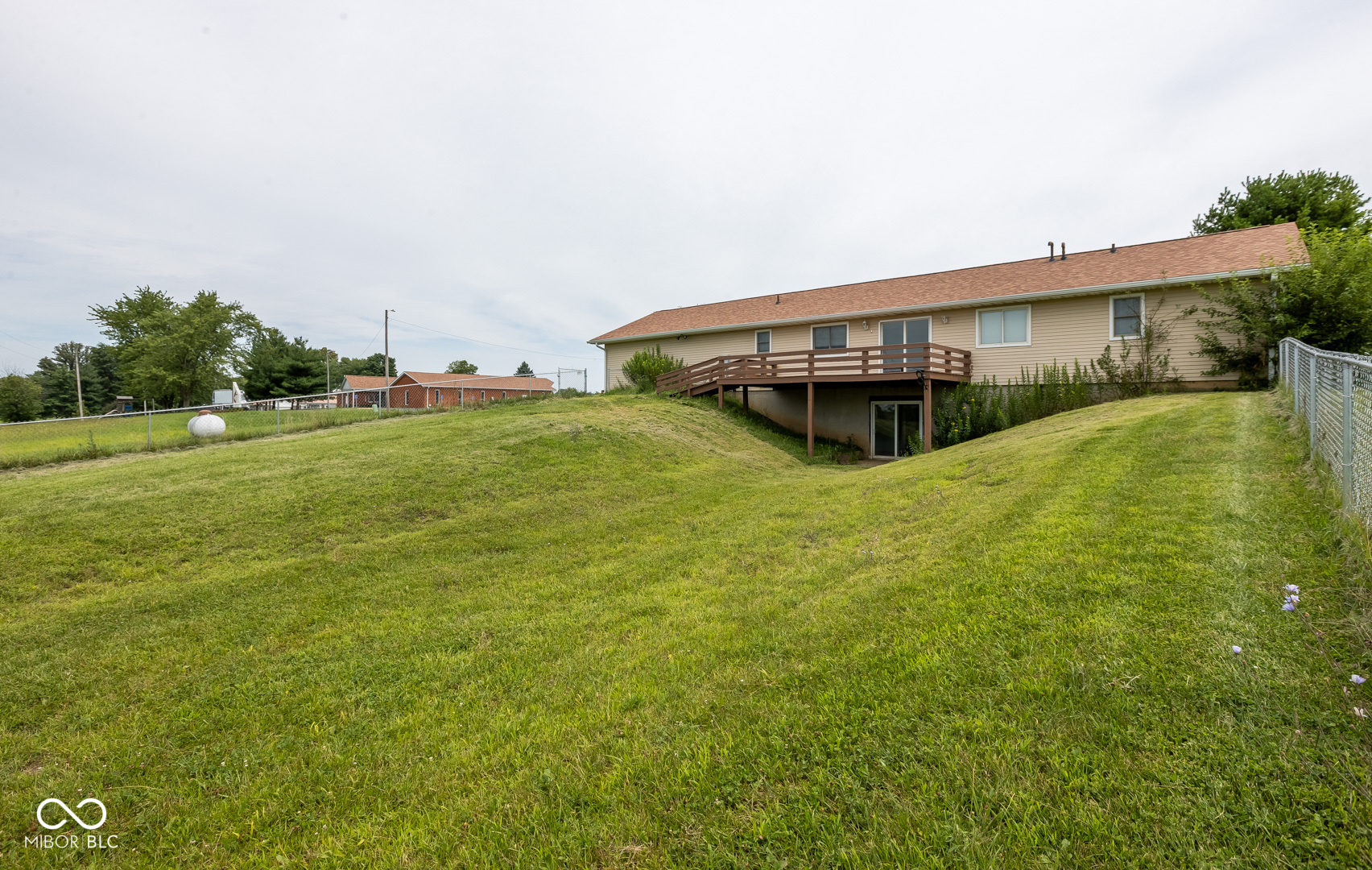 6145 N 400 W