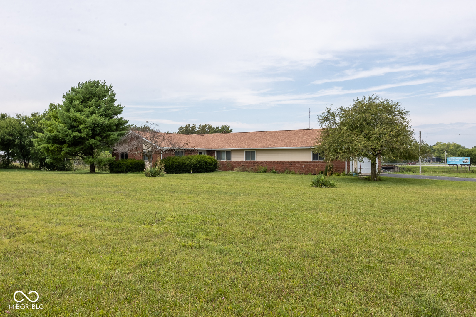 6145 N 400 W