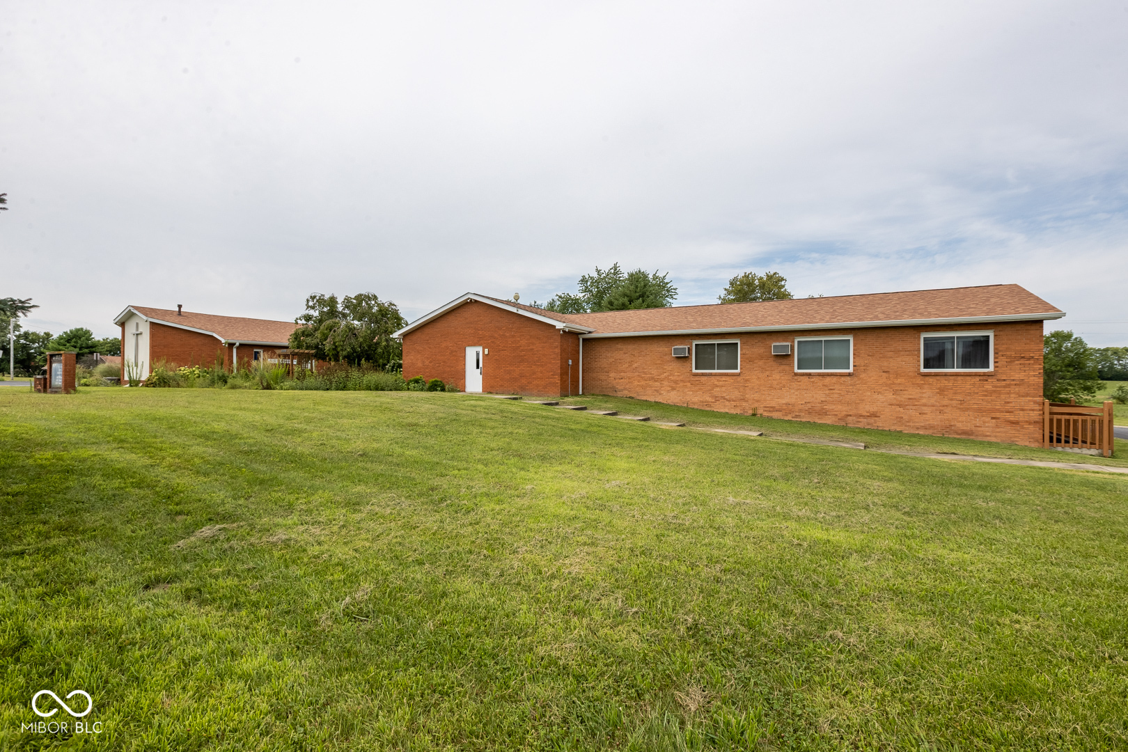 6145 N 400 W