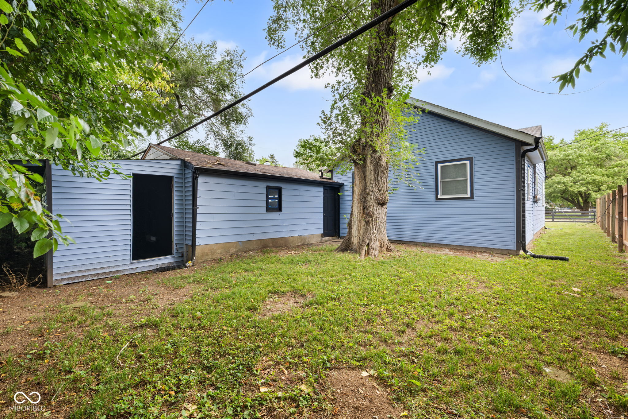 3201 W 22nd Street W