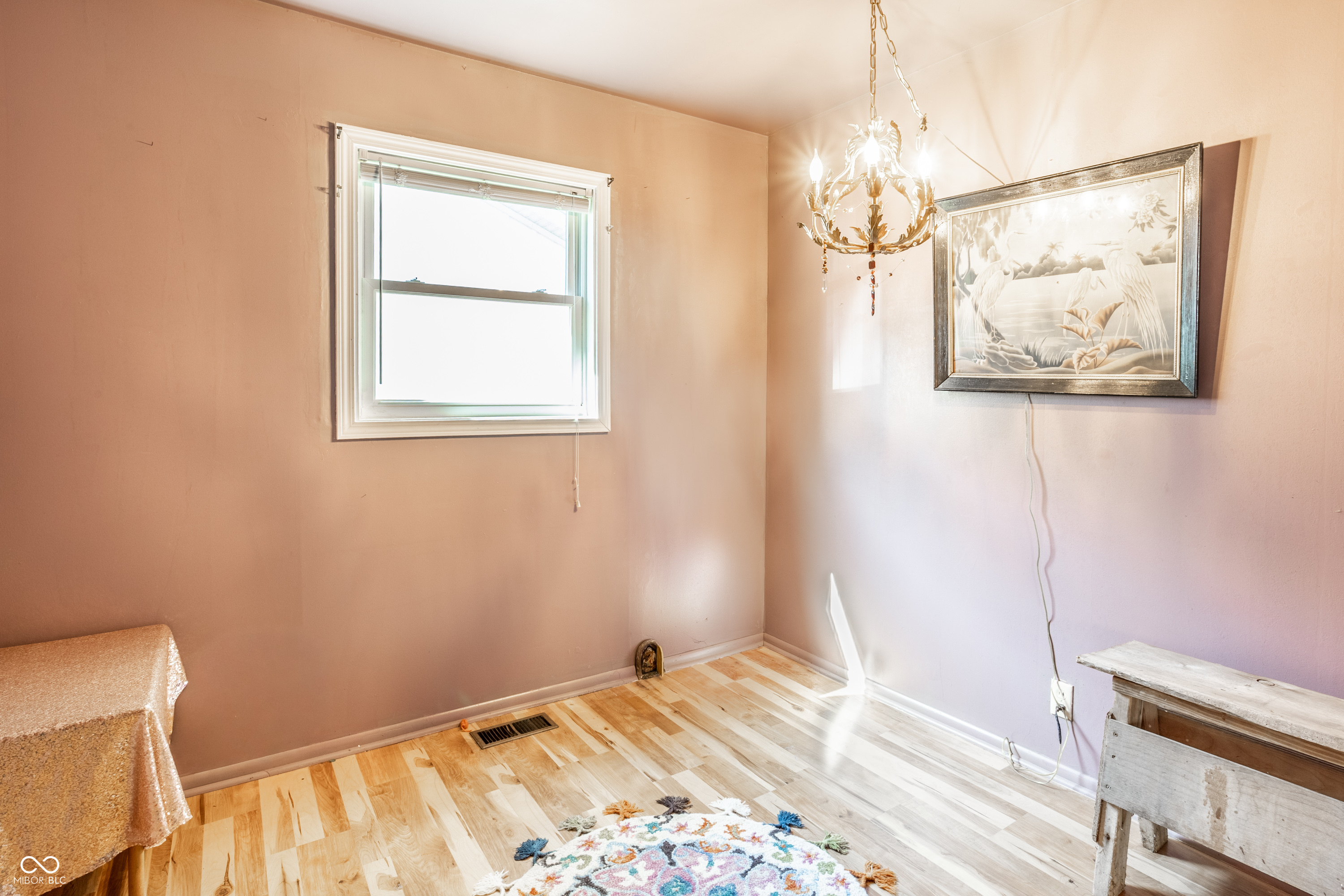 2701 N Richmond Drive